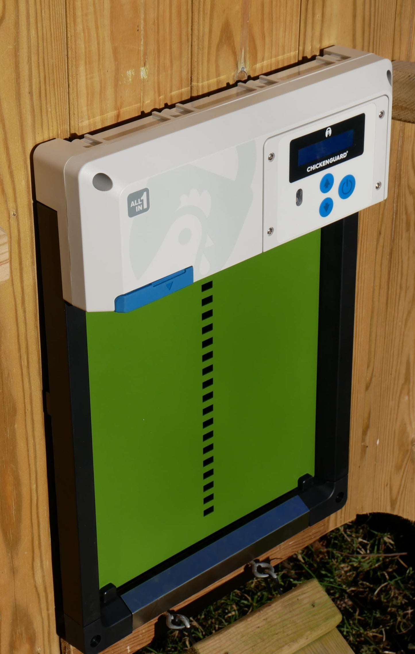 Automatic Chicken Coop Door Opener, ChickenGuard One in All 4 Colours, Timer/Light Sensing, Winter Mode, Auto-Stop & Predator Proof, 3 Power Options, Solar, Battery or Electric (Green + Batteries)