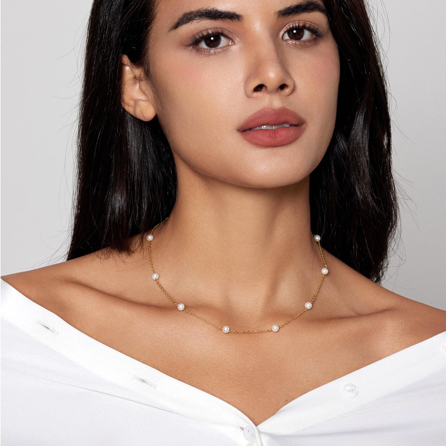 Zeffy Dainty Pearl Necklace for Women Small Pearl Chain Necklace Tiny Pearls Beaded Choker Necklace for Women Simple Jewelry Gifts