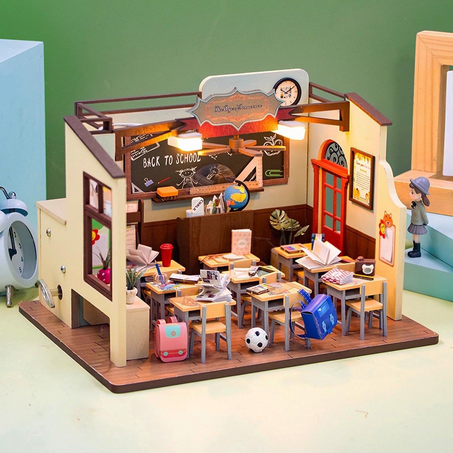 Foyucool DIY Miniature House Kit, Dollhouse Kit with LED Light, Mini House Building Kits for for Adult to Building, Mother's Day Home Decorations Gifts for Family and Friends, Classroom