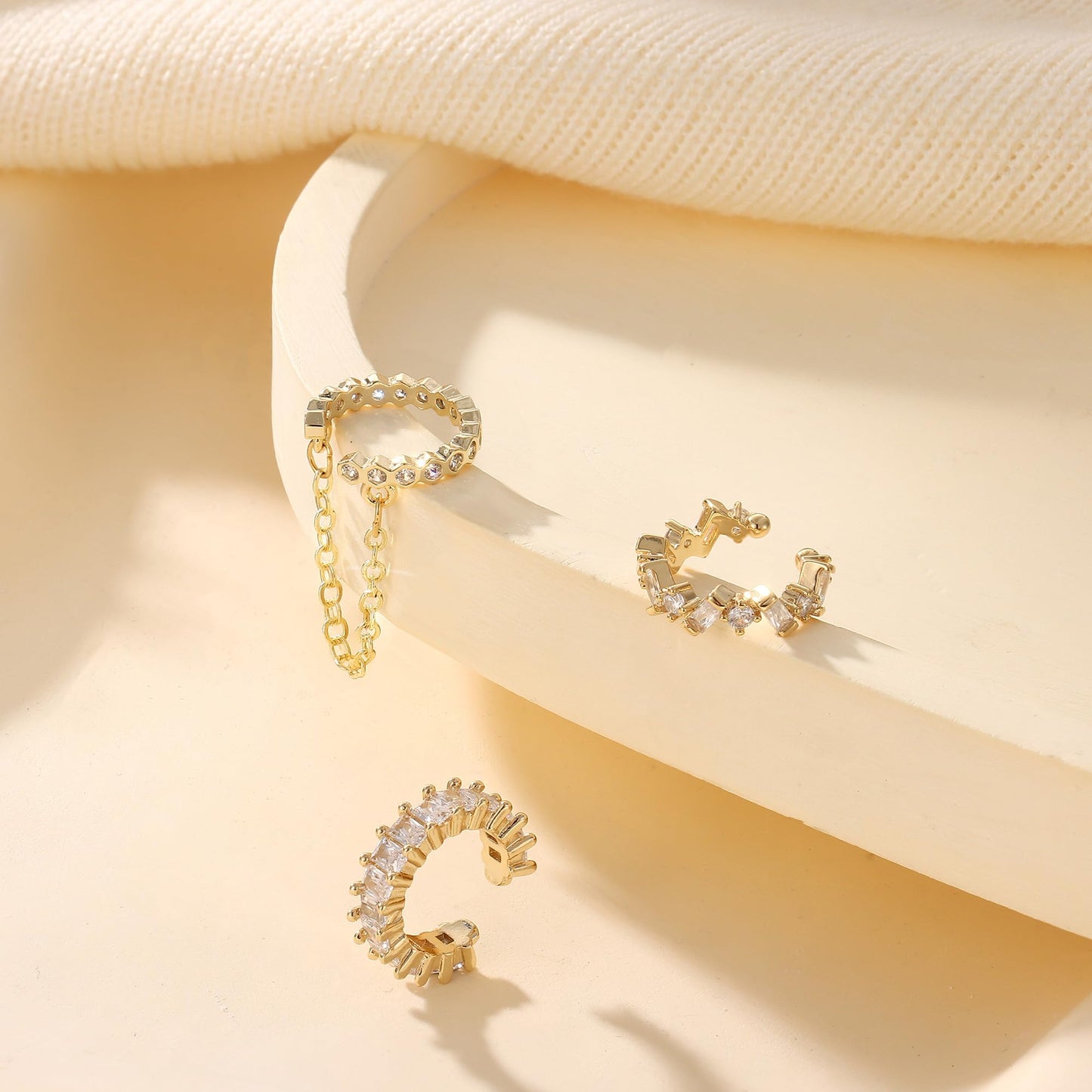Dochais Ear Cuffs Non-Piercing Earrings for Women Cute Small Clip-On Cartilage Earring 14k Gold Plated Dainty Fake Piercings Earings Gold Style2