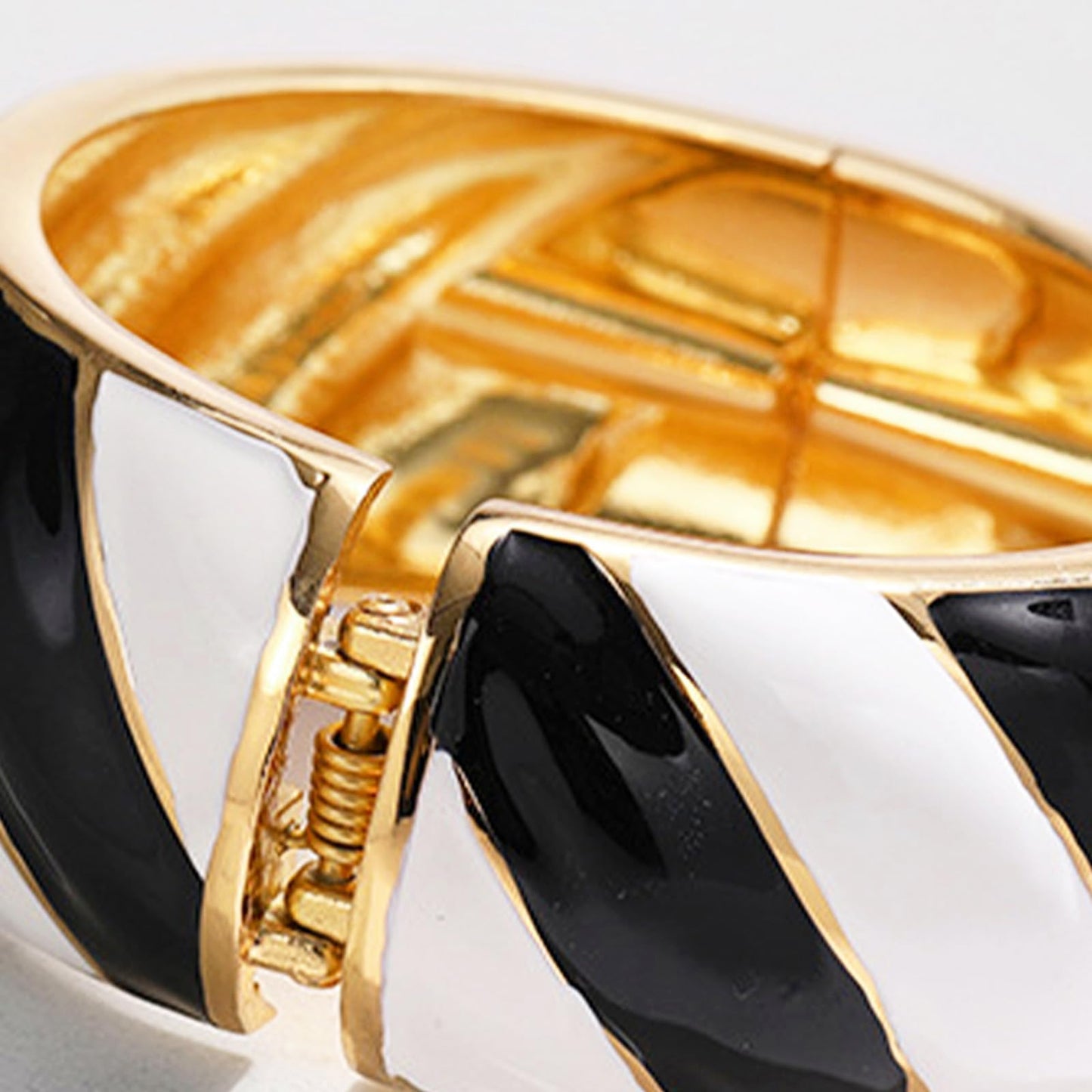 crataly Gold Cuff Bracelets for Women-Black and White Bracelet Chunky Enamel Bracelet For Valentines Day Mother's Day Christmas Birthday Gifts