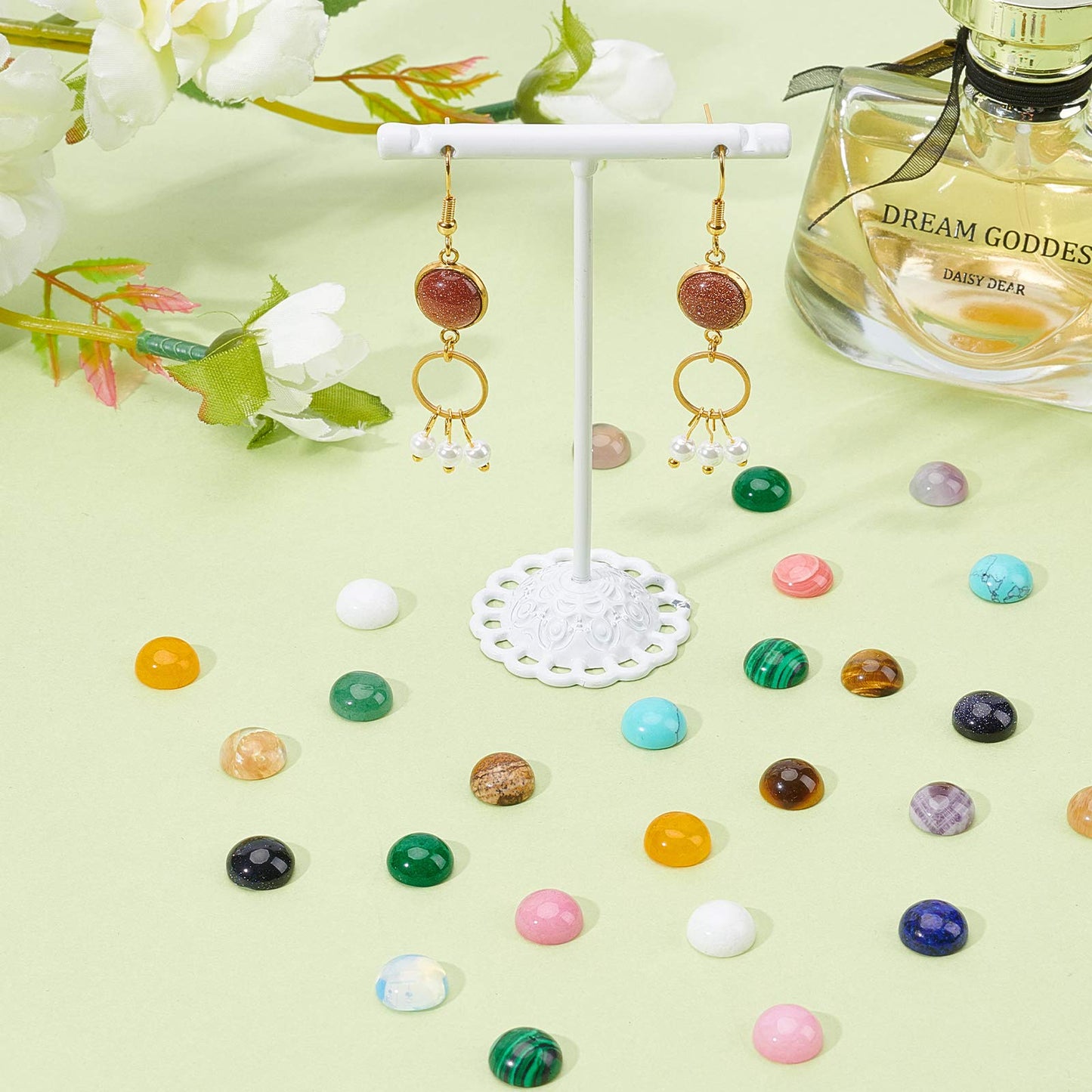 SUPERFINDINGS 40pcs 10mm Half Round Natural Cabochon 20 Color Flat Back Gemstone Cabochon Healing Quartz Chakra Crystal Stone for Bracelet Necklace Jewelry Making