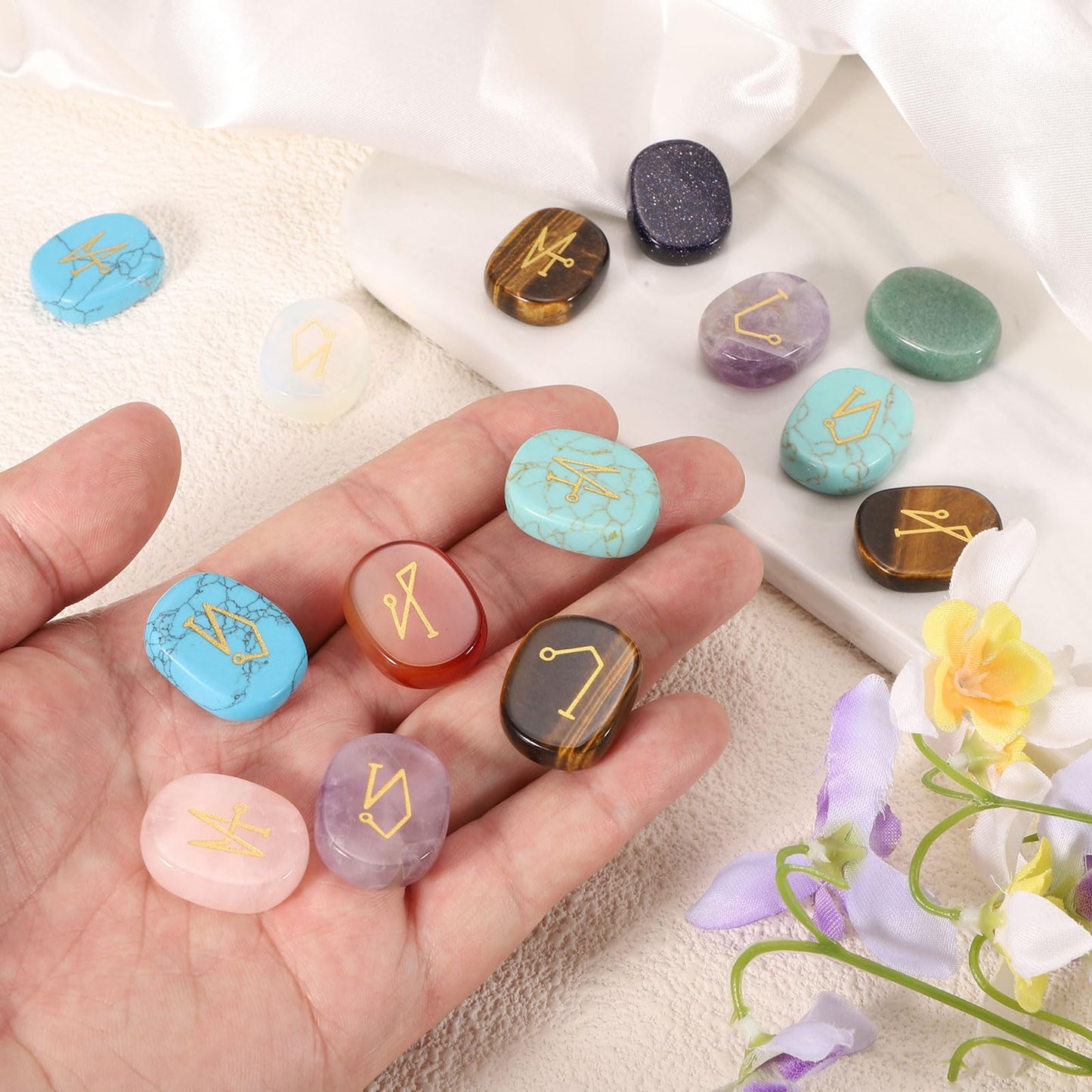 MECCANIXITY 4Pcs Engraved Chakra Stones with Reiki Symbols, Red Jasper Reiki Healing Crystal Gemstone 7 Chakra Crystal Stones Tumbled Palm Stone for Anxiety Relieve