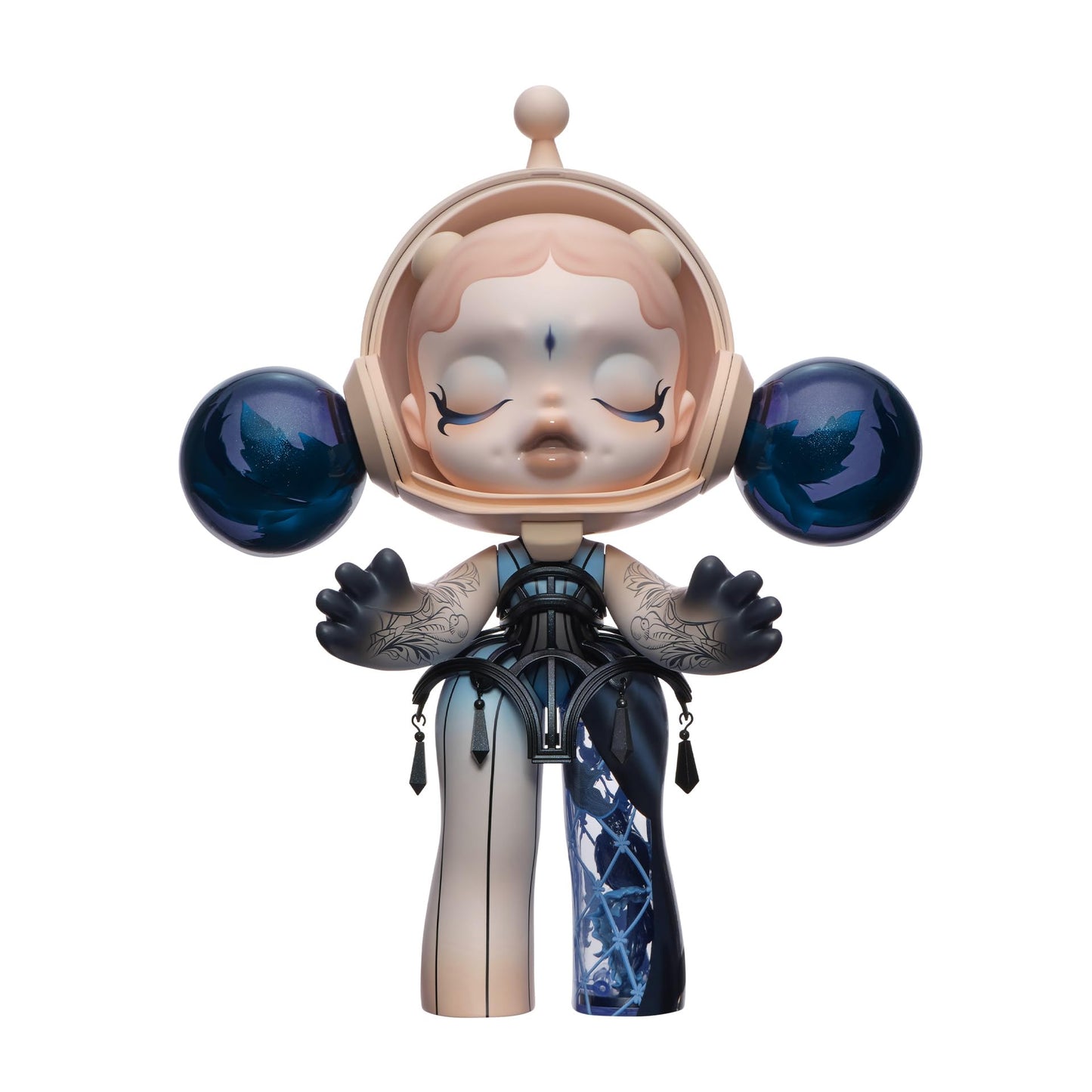 POP MART MEGA α SKULLPANDA 400% Guo Pei-Alternate Universe 33cm/12.99inches Figurine, Toys for Mordern Home Décor, Collectible Art Toy