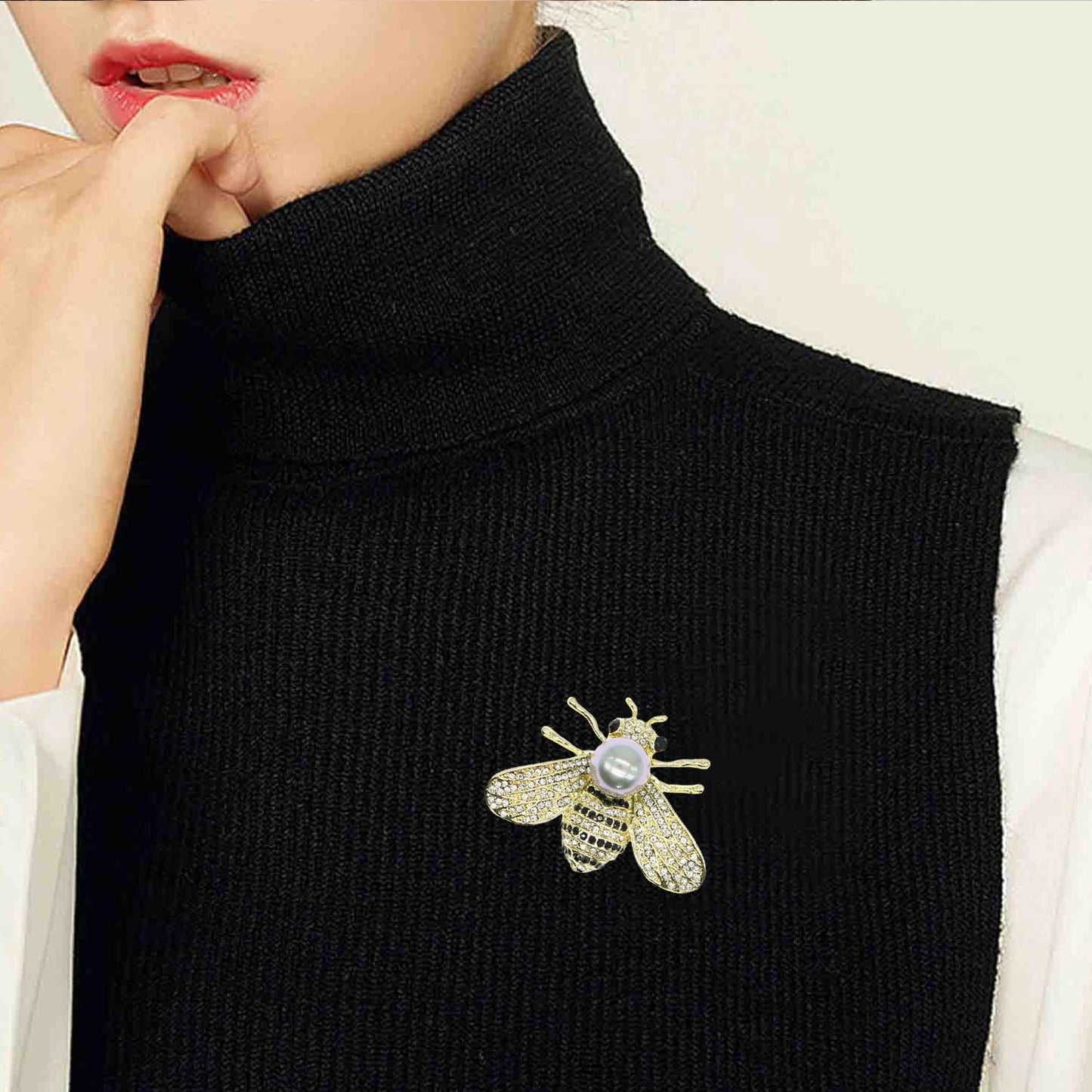 Honey Bee Brooches Crystal Insect Themed Bee Brooch Animal Fashion Shell Pearl Brooch Pin 14K Gold Plated (Gray pearl)