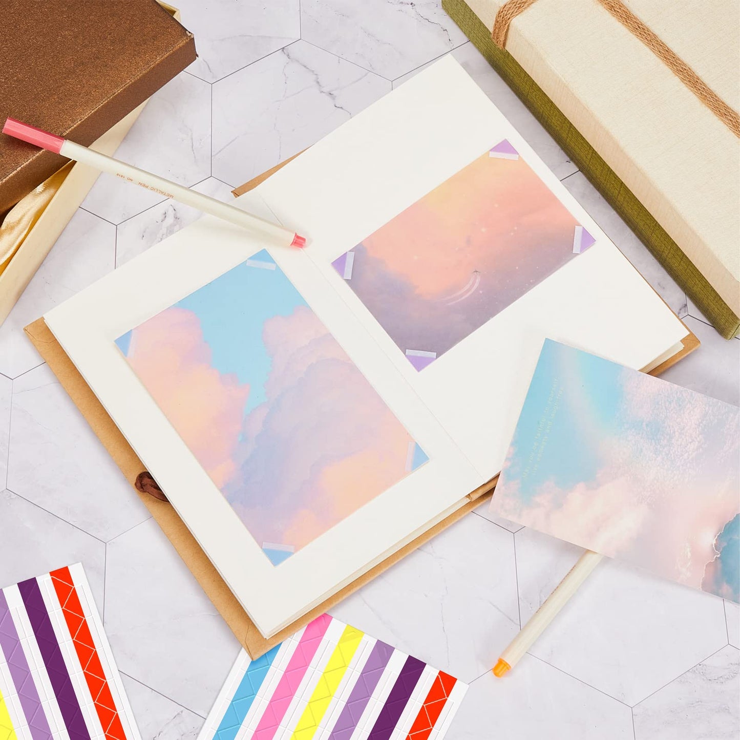 6 Pieces DIY Scrapbook Album 6 x 8 Inch Hardcover Photo Albums Stretchable Folding Kraft Paper Photos Collection Folding Adventure Book for Wedding Anniversary Graduation Gift(White)