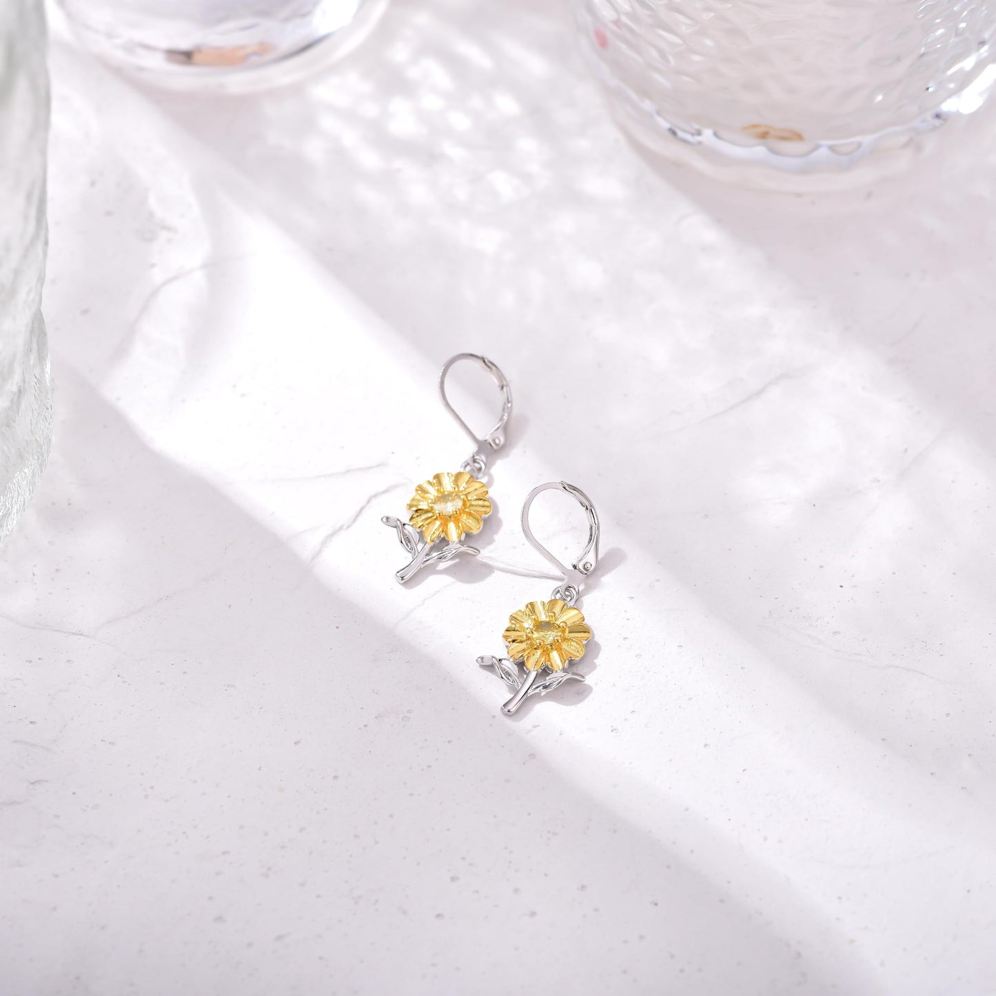 HELORET Sunflower Earrings Leverback Earrings Flower Dangle Earrings Sunflower Jewelry for Women Birthday Gifts