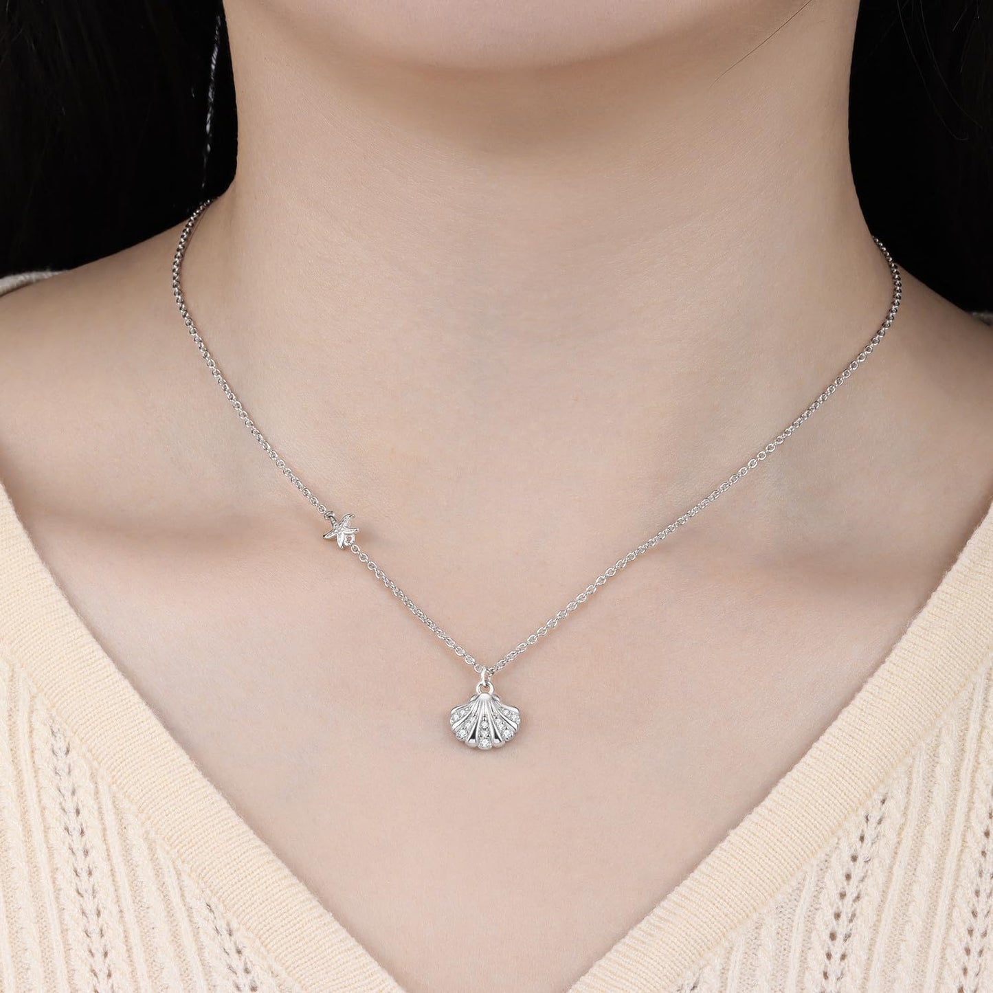 MISEFF 925 Sterling Silver Fashion Pendant Necklace for Women，Fashion Jewelry, 18K Gold Plated， Advanced Retro Series Link Chains ，Basic Multifunctional Accessories Suitable for Multiple Occasions and Daily Wear (shell starfish)