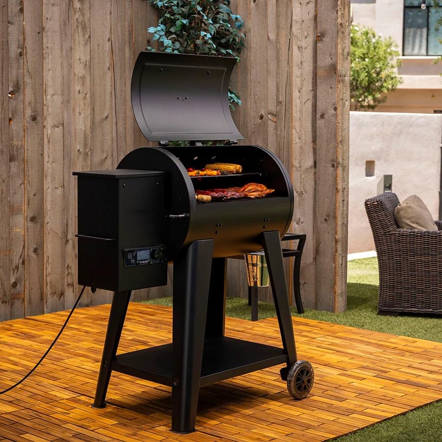 Pit Boss 700FB2 Pellet Grill - Matte Black - PB700FB2