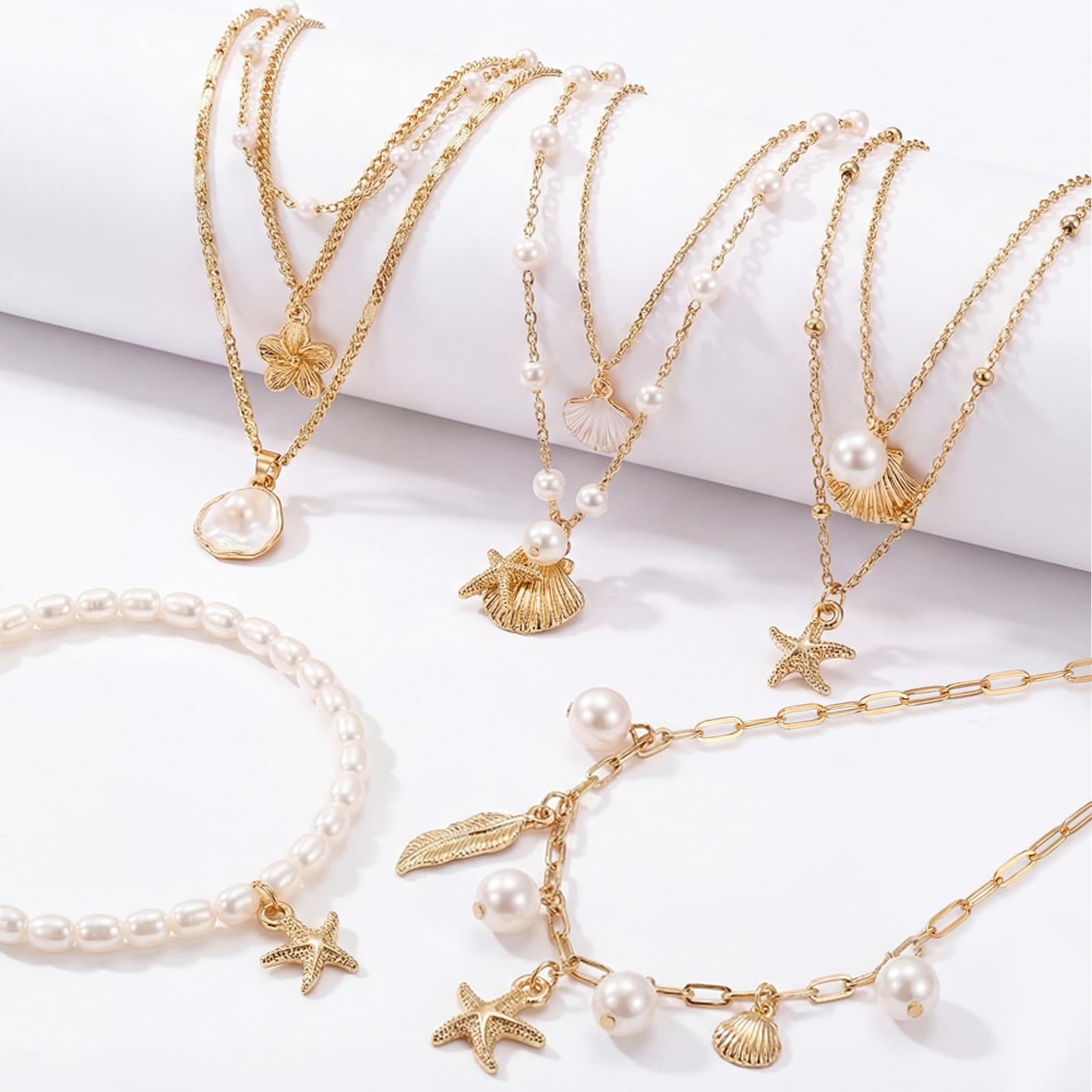 Unittype 9 Pcs Shell Necklace for Women Summer Beach Jewelry Pearl Choker Gold Sea Shell Scallop Starfish Necklaces Ocean Tropical Vacation Necklaces Beach Charm Jewelry Gift Set for Teens Girls
