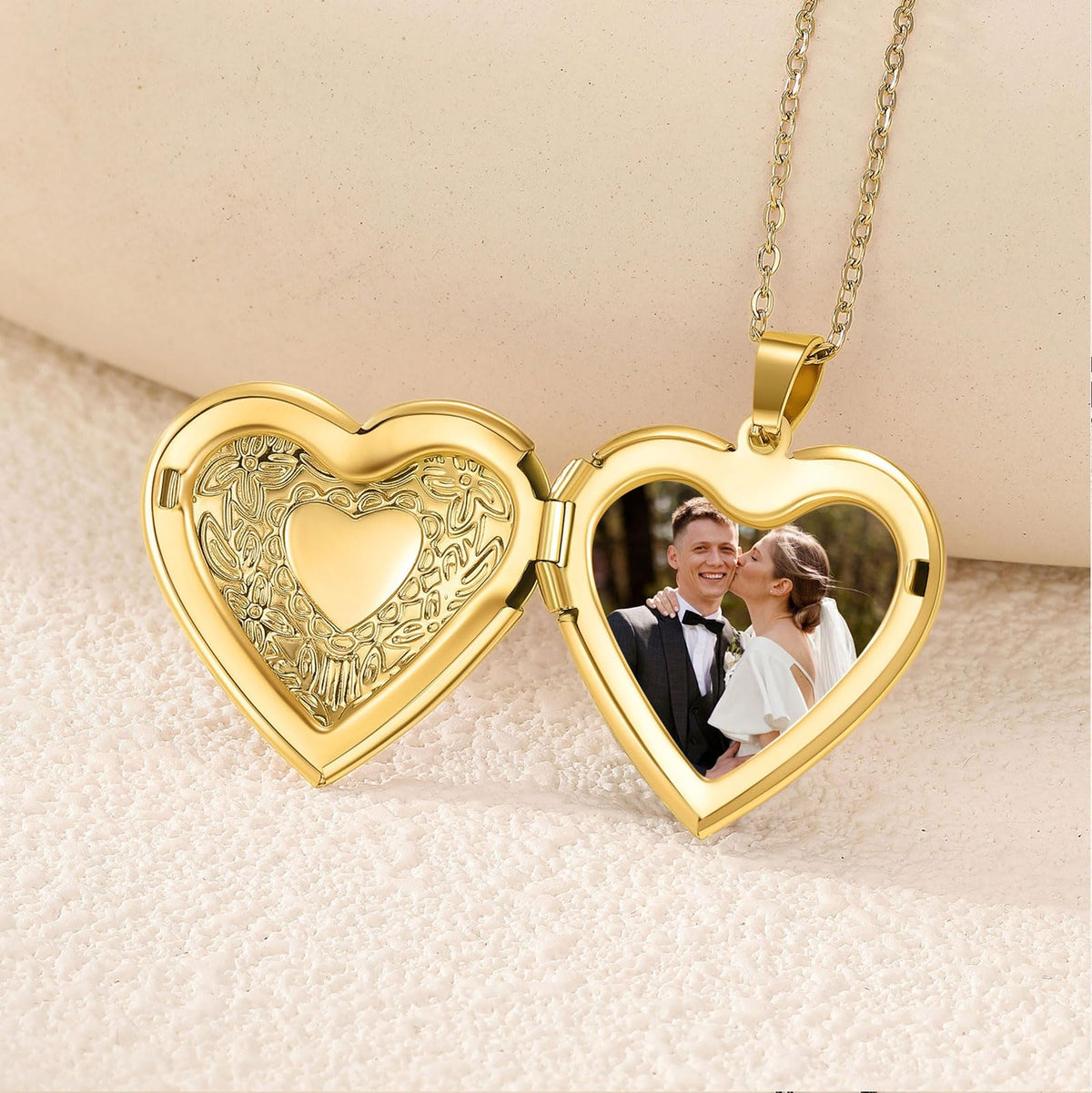 PHOCKSIN Gold Heart Locket Necklace Flower Engraved Personalized Necklace that Holds Pictures Customized Love Heart Gifts Locket Necklaces for Women