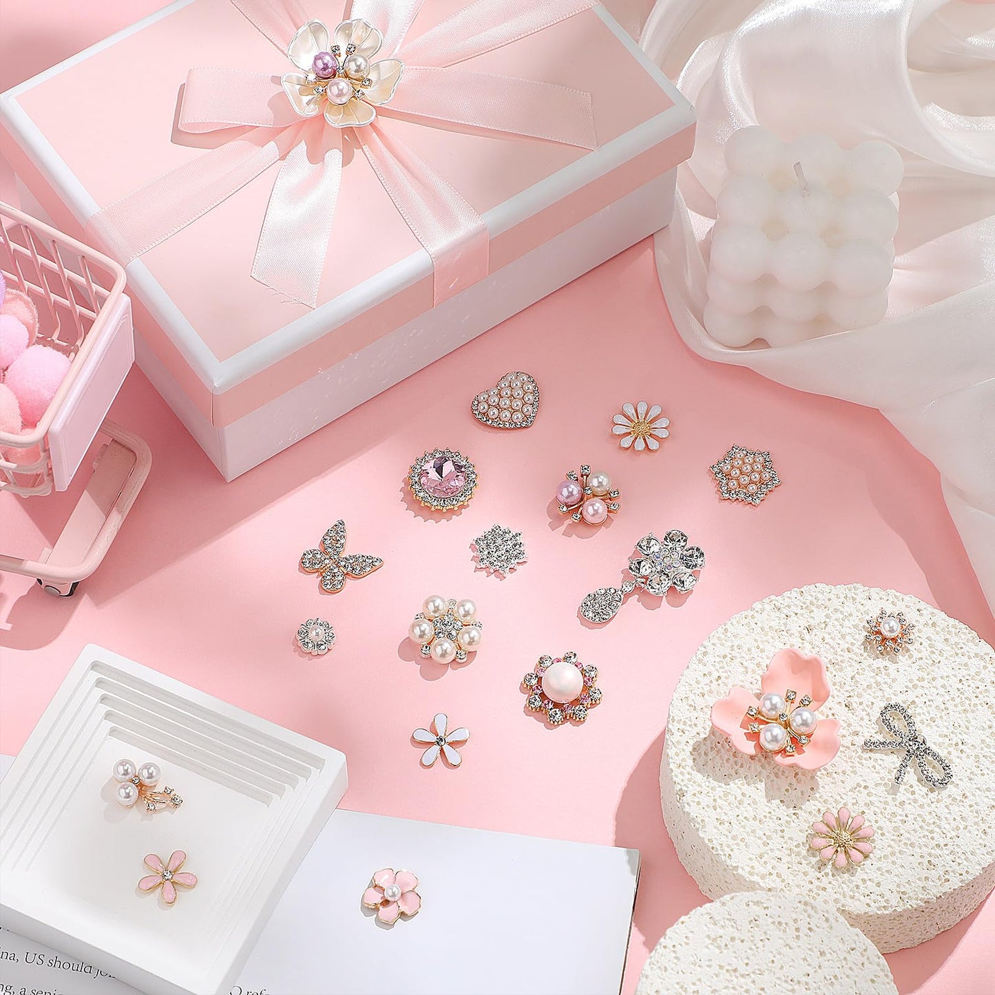 Giegxin 24 Pcs Rhinestone Buttons for Crafts Clothes Faux Pearl Embellishments Pink Butterfly Rhinestone Flower Buttons Vintage Women Pearl Brooch for Jewelry Making, DIY, Bags Shoes Supplies