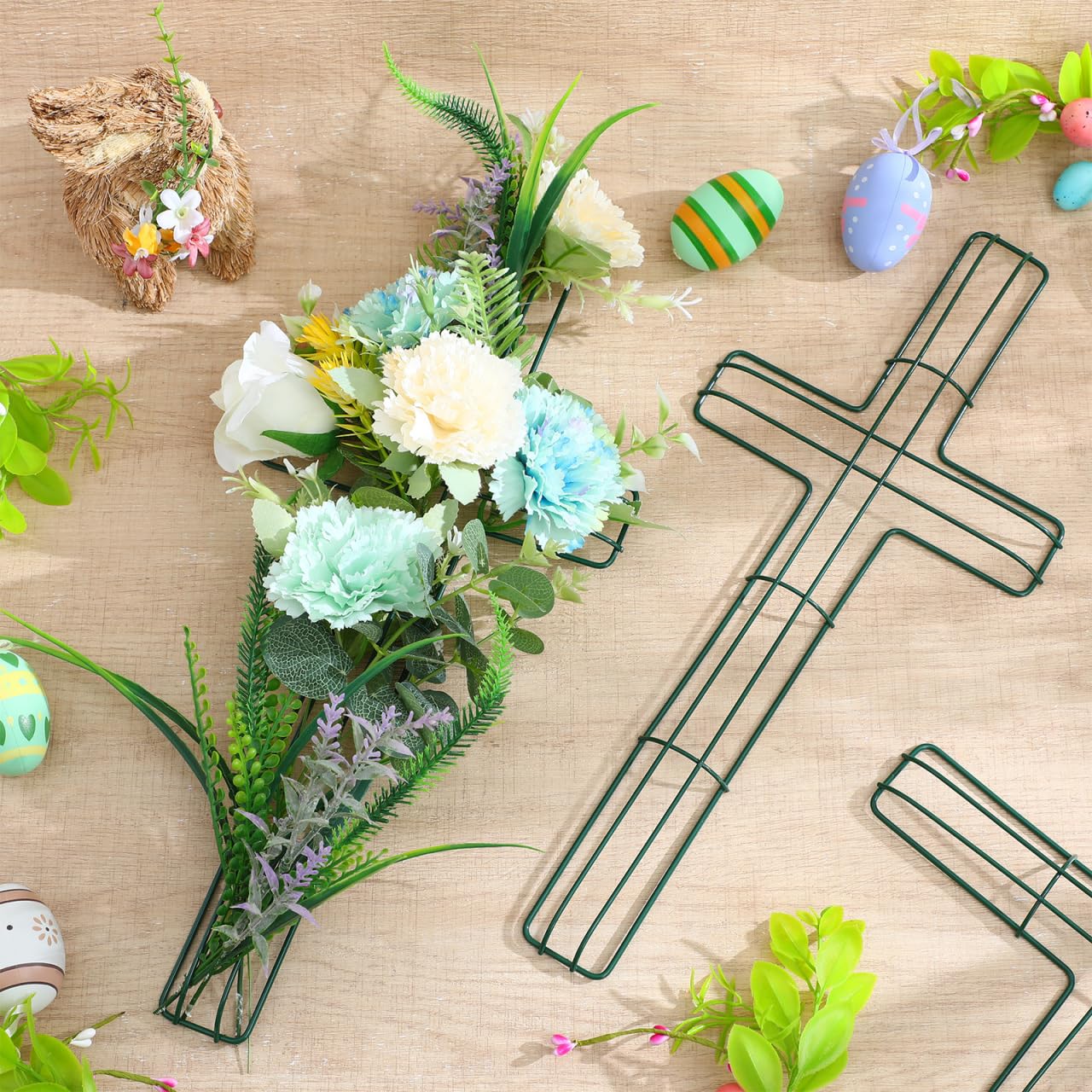 MAGICLULU 3pcs Cross Metal Wreath Frame, 15.7in Wire Floral Form for Easter Church Wall Art, Flower Holder for Holiday DIY Crafting Decoration, Christian Religious Church, Outside Hanging Decor