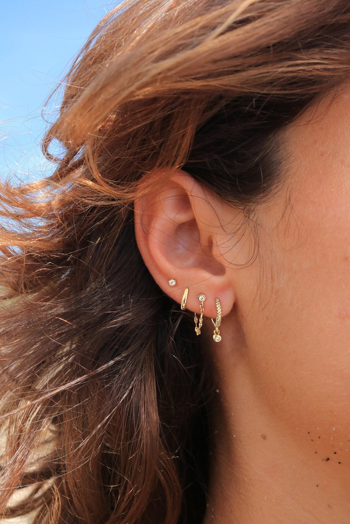 SELFROSE Gold Earrings Set For Women,Dainty Huggie Earring Stack 14K Gold Plated Chain Earrings Hypoallergenic Drop Dangle Earrings for Women Trendy Cute Fashion Small Hoops Fashion Jewelry