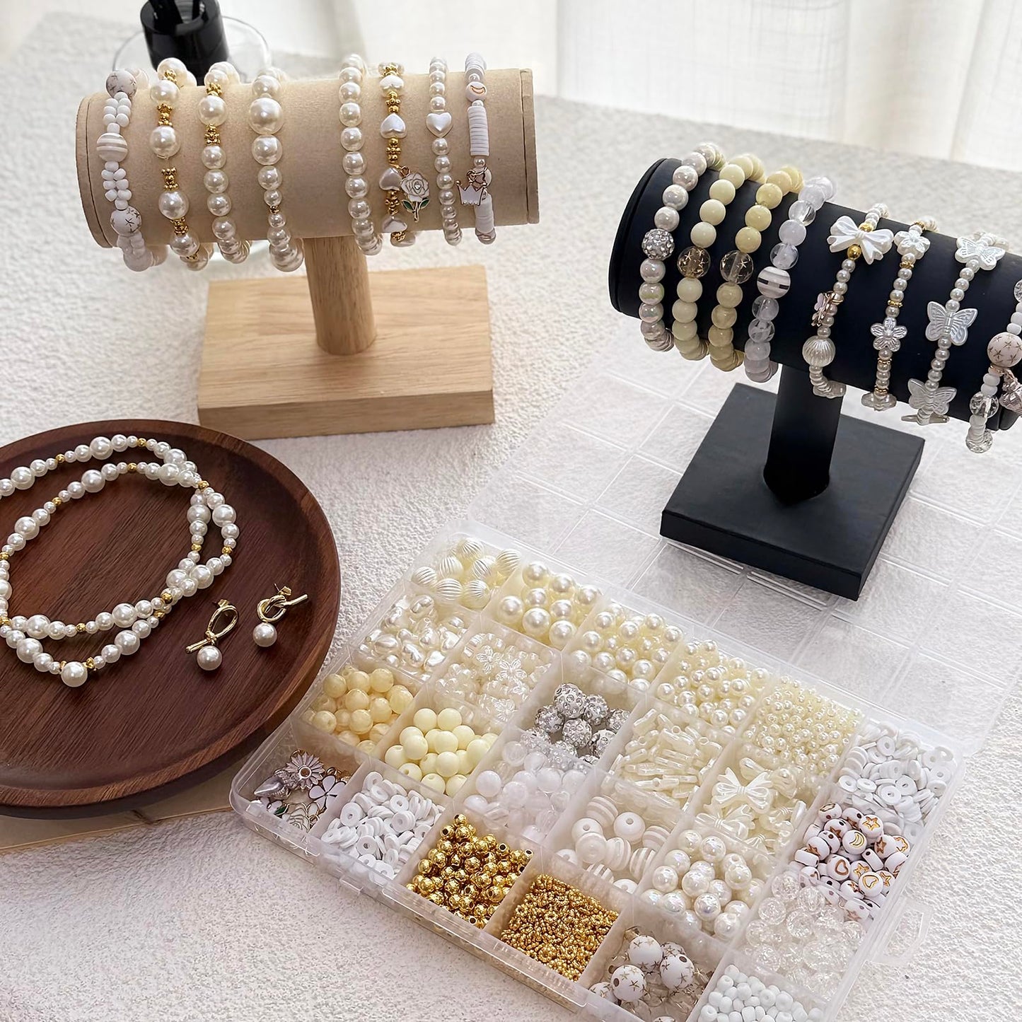 1900PCS Pearl Beads for Bracelets, Beige Acrylic Round Beads for Jewelry Making Gold Spacer Bead Pumpkin Heart Flower Bow Buterfly Bead Flower Charms for DIY Crafts