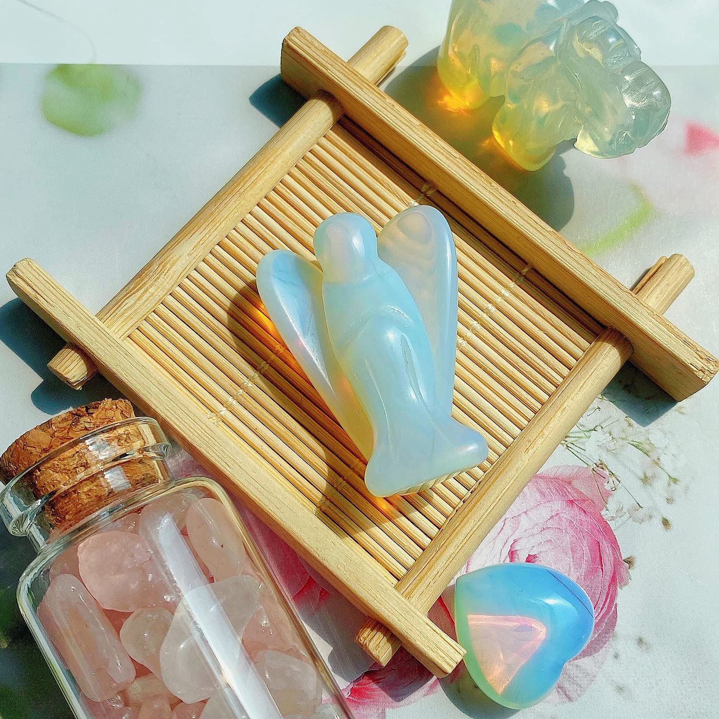 QINJIEJIE Opalite Angel Moonstone Crystals Carved Pocket Guardian Angel Polished Statue Peace Angel Figurine Healing Crystal Gift Meditation Protect Cute Decor Love Gift
