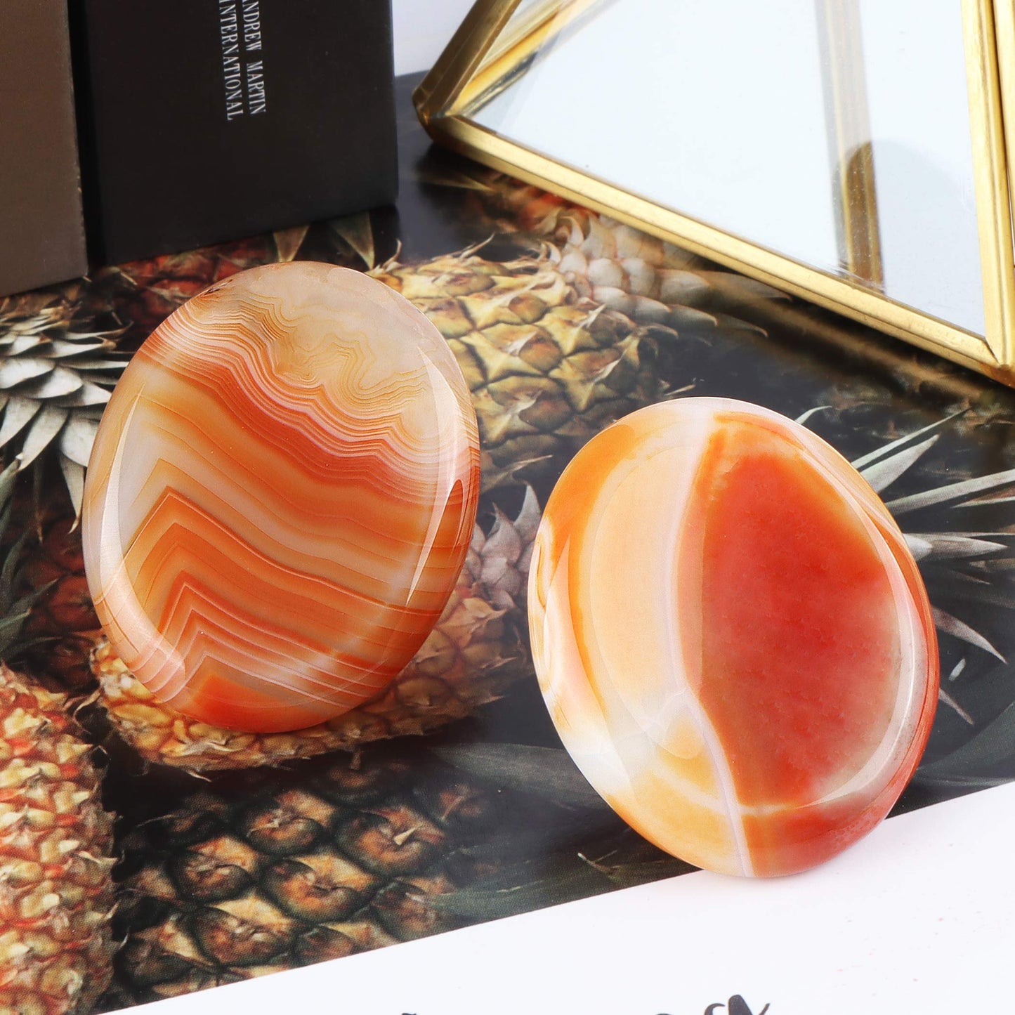 Artistone Red Carnelian Agate Crystal Thumb Worry Stone for Anxiety Natural Polished Healing Pocket Palm Energy Chakra Thumb Stone Sets for Yoga,Meditation,Stress Relieving(2pcs)