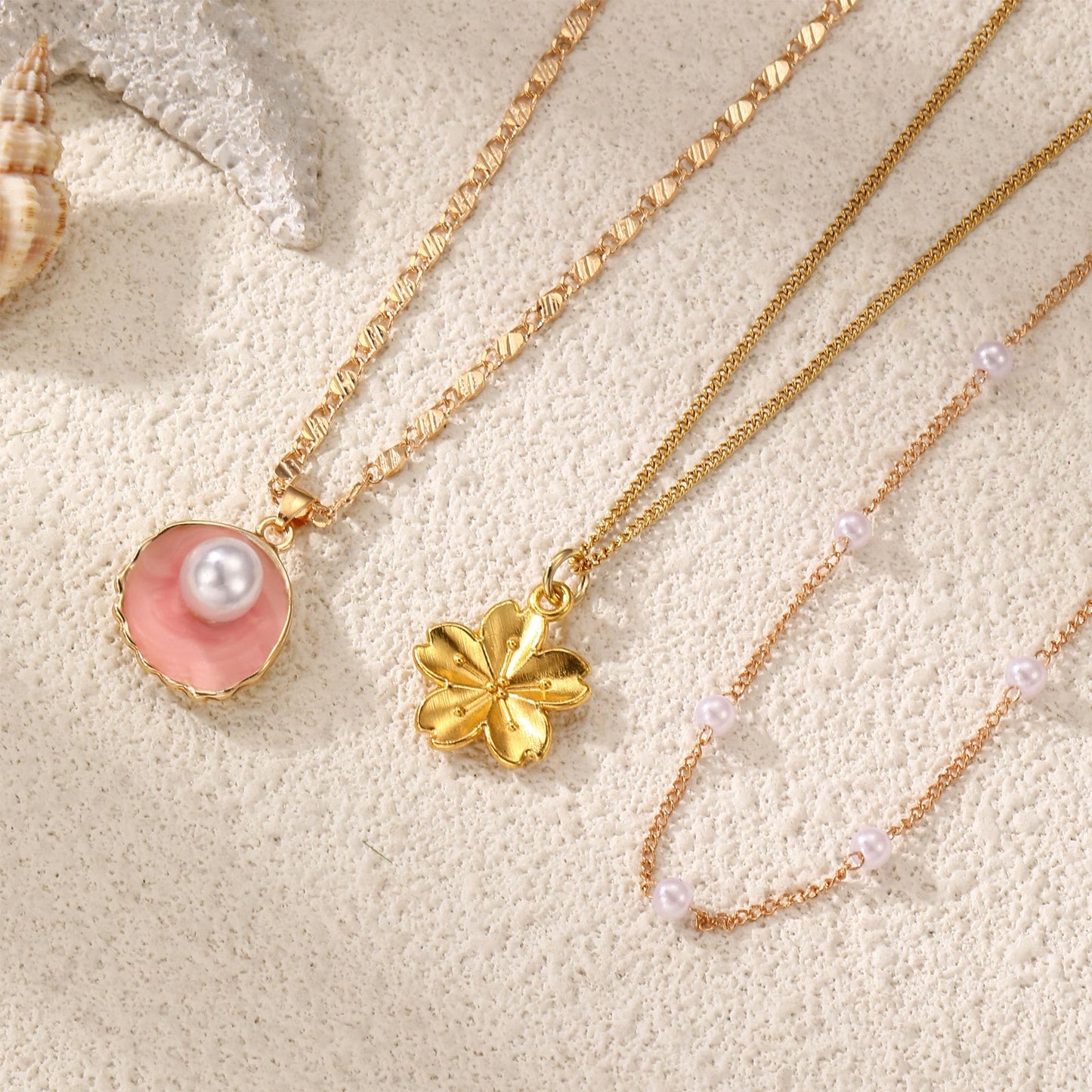 Drogomen Shell Necklace Boho Summer Beach Charm Necklaces for Women layered Seashell Hawaiian Necklace Summer Vacation Outfits Tropical Waterproof Jewelry for Women (CP)