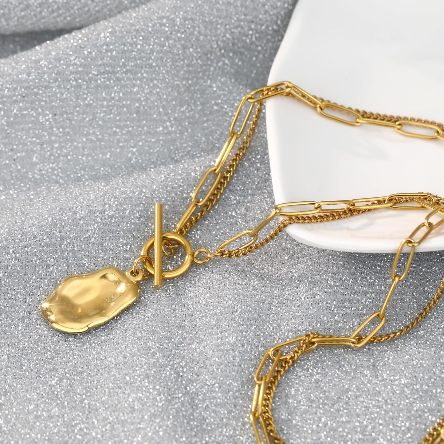 BONJOULRY Chunky Gold Necklace for Women, 18K Waterproof Heart Necklace Statement Necklace Gold Charm Necklace Chunky Jewelry Paperclip Chain Choker Gift for Women (Baroque Lumina)