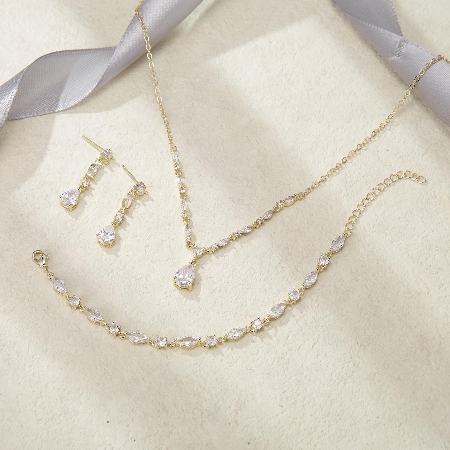EVER FAITH Sparkly Cubic Zirconia Bridal Jewelry for Bride Bridesmaid, Elegant 14K Gold Plated Teardrop Wedding Prom Necklace Earrings Bracelet Set for Women