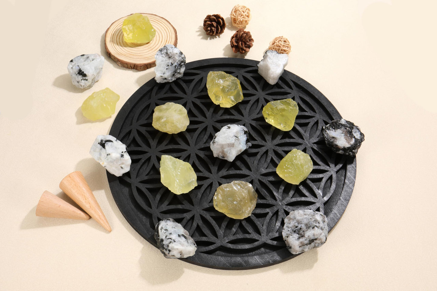 Jovivi 2pcs Raw Rainbow Moonstone Crystals,Large 1.6-2.2" Healing Crystals Natural Rough Stones Crystal for Tumbling, Cabbing, Home Decoration, Polishing, Wicca & Reiki