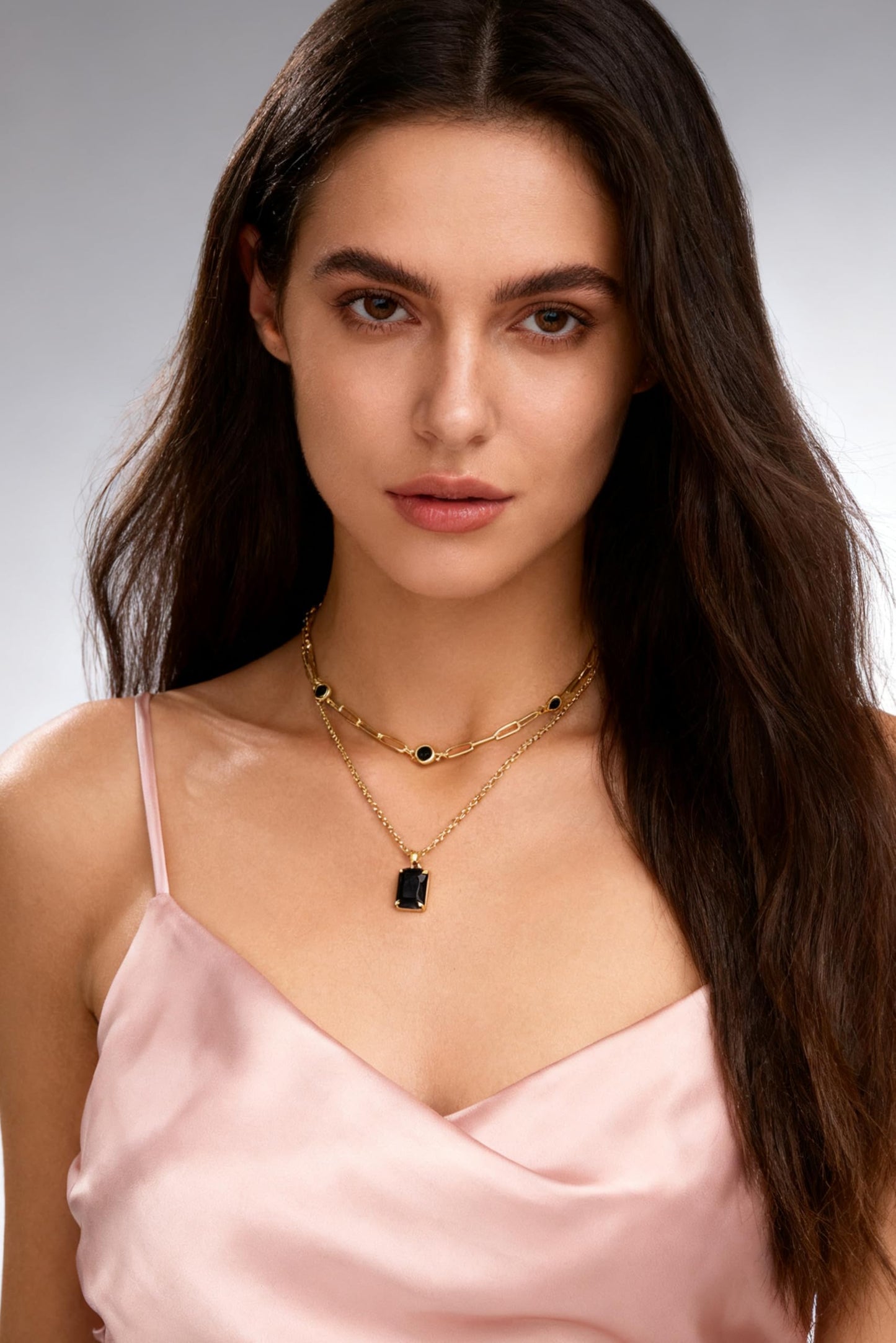 VANGETIMI Black and Gold Layered Pendant Necklaces for Women 14k Gold Plated Crystal Choker Necklace Paperclip Rhinestone Necklace Party Prom Jewelry