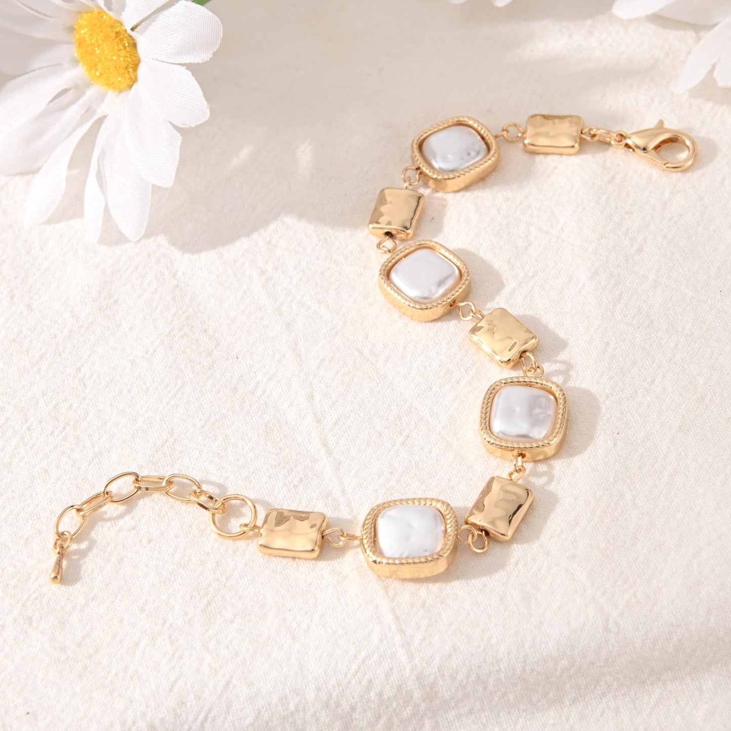 Ginyejly 14K Gold and Silver Plated Special Cain Link with Toggle Clasp Closure in Daily or Party for Women Fashion Jewelry Gifts (square&pearl)