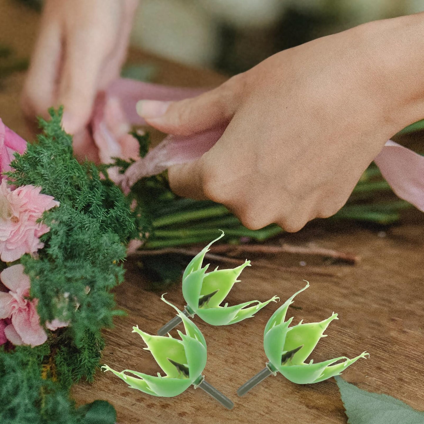 VOSAREA 100pcs Rose Calyx Blush Flowers Receptacle Artificial Flower Calyxes Flower Fake Calyx Floral Sepals Bouquet for DIY Craft Flower Arrangement