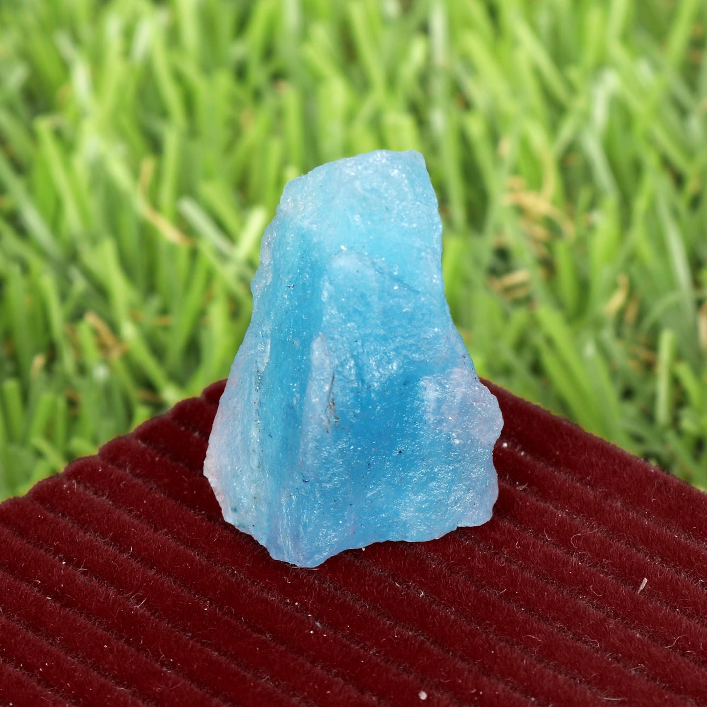 GEMHUB Crystal Aquamarine 26.00 Carat Natural Rough Aquamarine Gemstone Necklace For Women And Mens