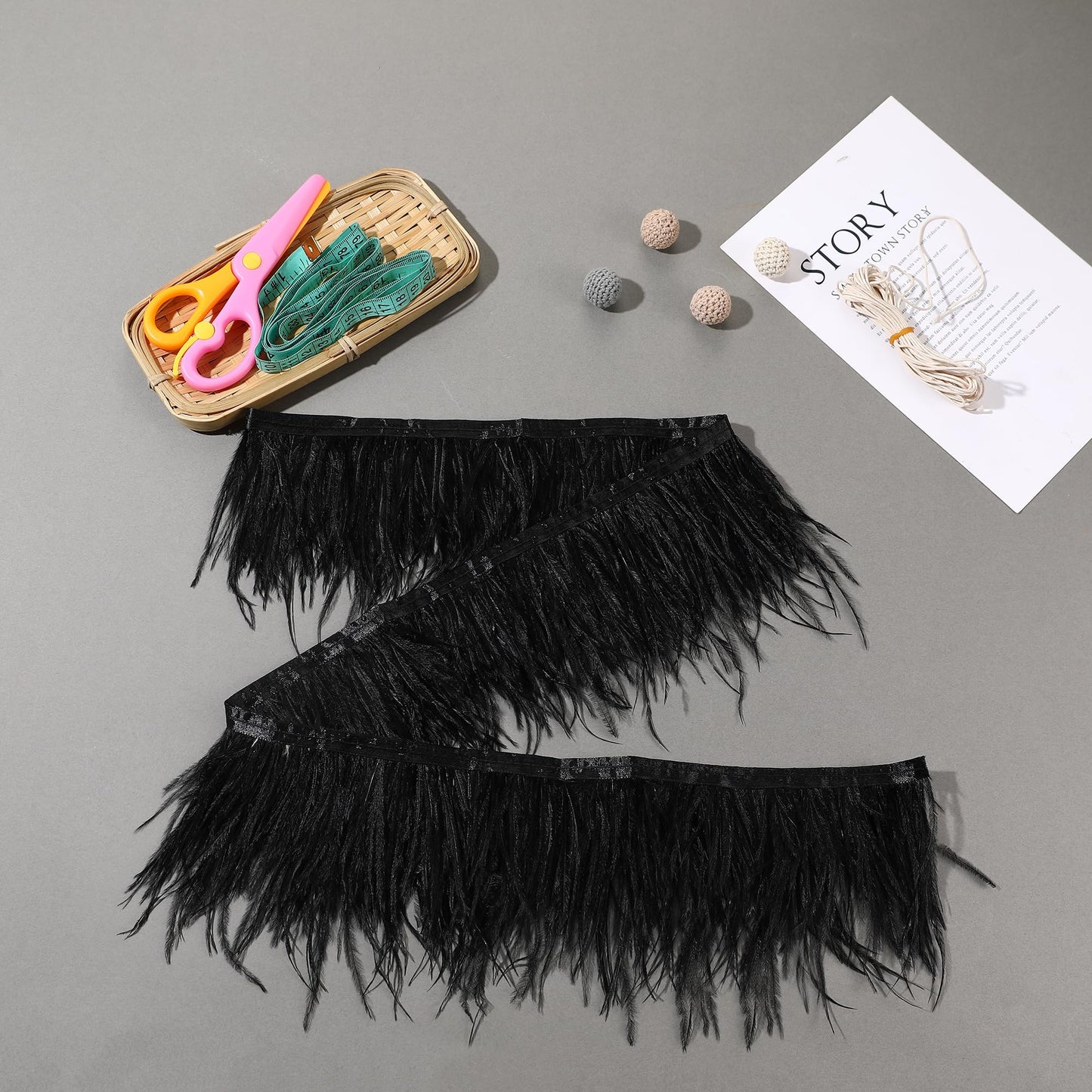 SOGUGOM Black Ostrich Feather Trim - 1.5Ply 2Yards 4-5Inch Feathers Fringe Ribbons Trim for Sewing, Dress, Craft Projects, Halloween Costumes, Holiday Dance Parties(Black)