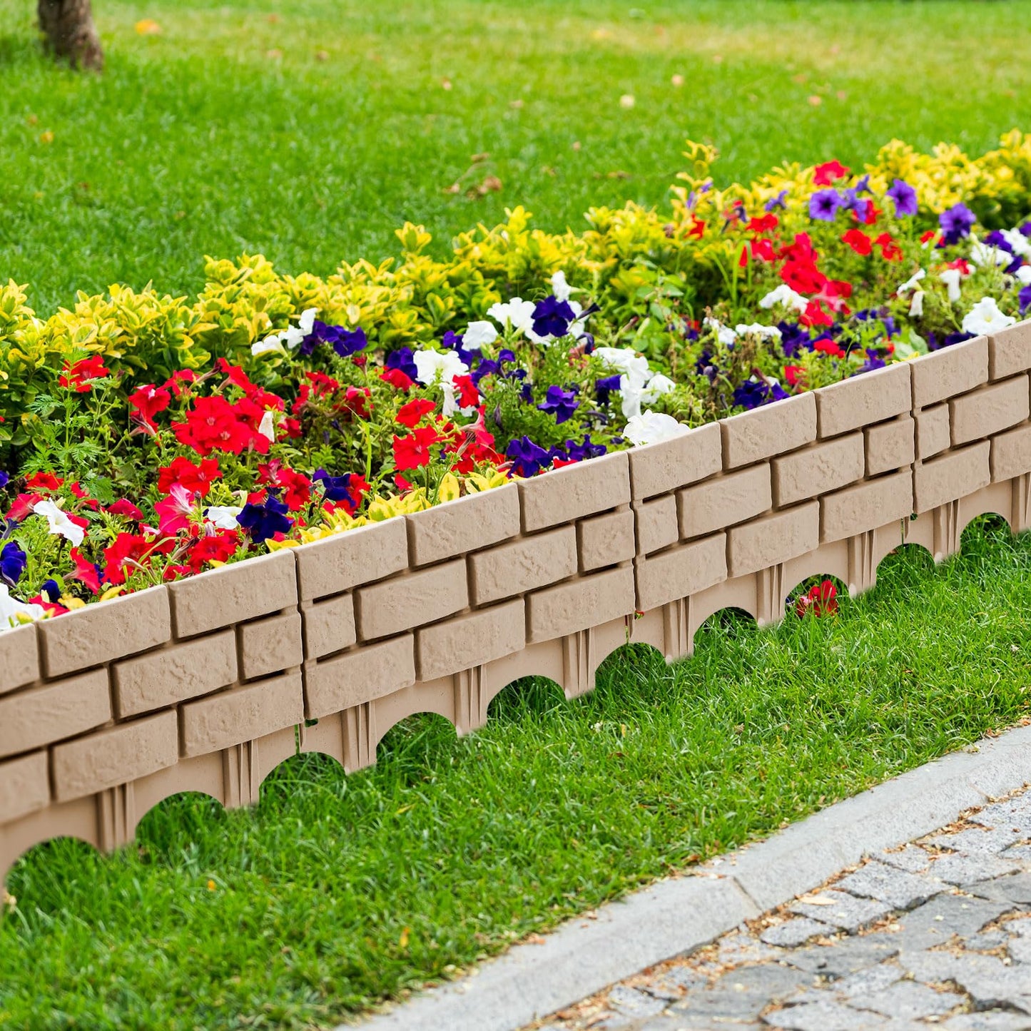 Landical 8 Pcs Gray Retaining Wall Block Faux Stone Edging for Landscaping, 17 x 13 Inch Garden Border Landscape Edging Blocks Garden Plastic Fence for Mulch Flower Bed Patio Lawn Path Walkway