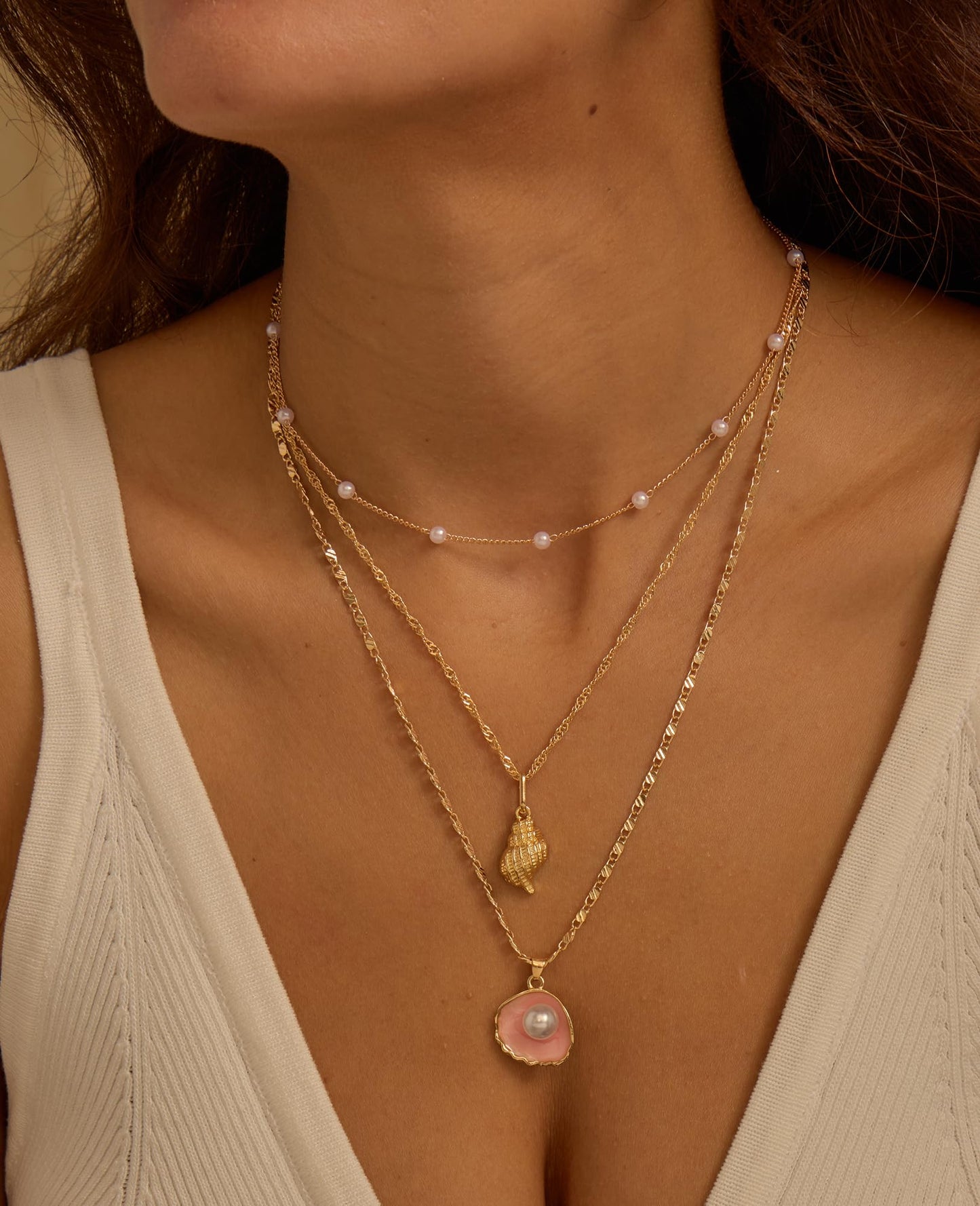 Drogomen Seashell Necklace for Women Shell Conch Pearl Choker Necklaces Beach Accessories Sea Shell Necklace Hawaiian Summer Beach Jewelry for Women Vacation (BP)