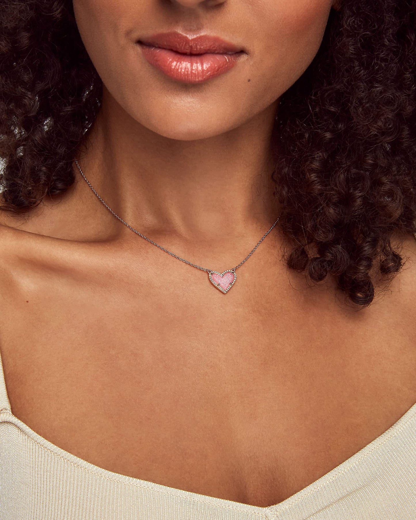 Kendra Scott Ari Heart Adjustable Length Pendant Necklace for Women, Fashion Jewelry, 14k Gold-Plated, Iridescent Drusy