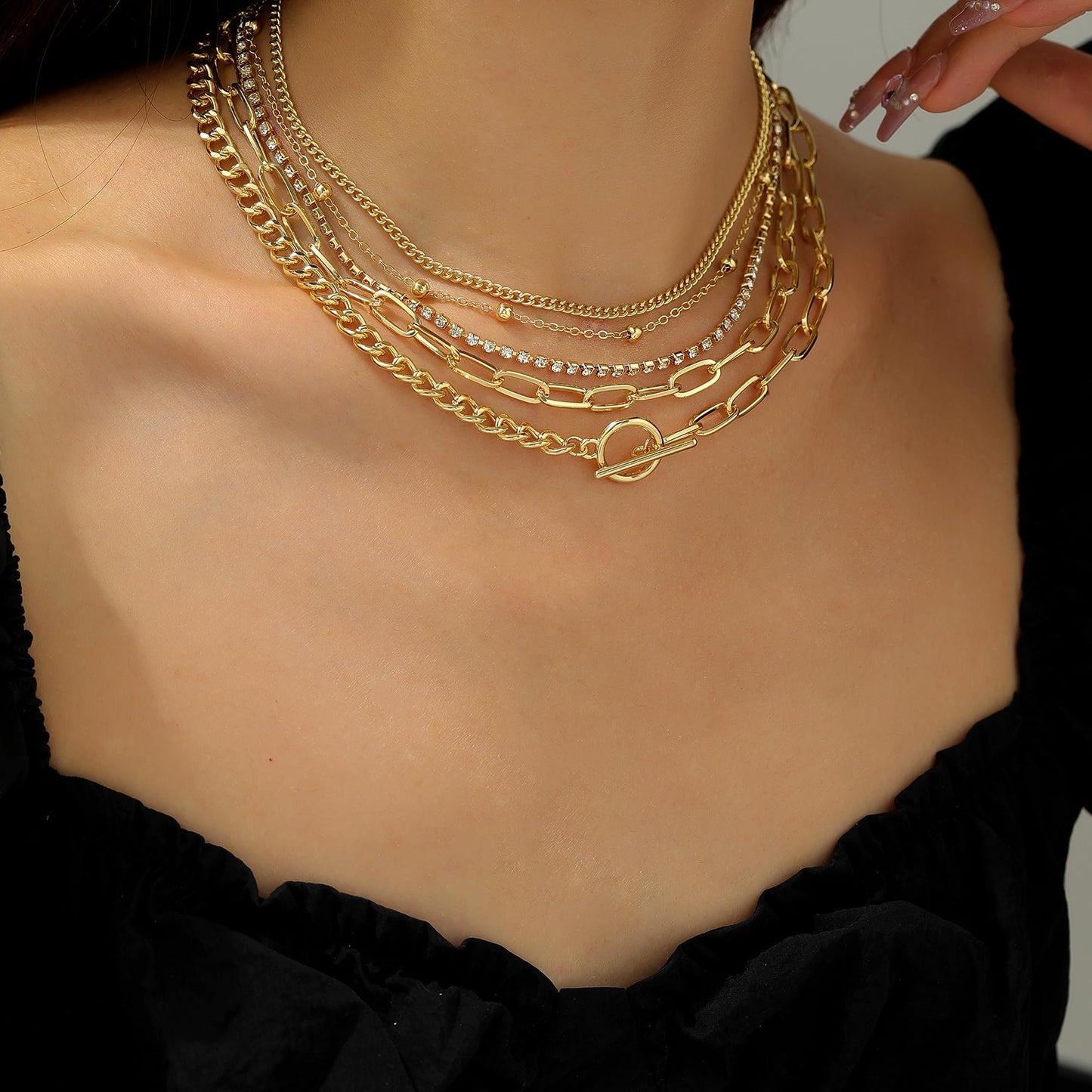 ANDKISS Gold Necklace for Women - 5PCS Dainty Layered Chain Necklaces 18k Gold Plated Choker Bohemian Look Necklace Simple Gold Stacked Hypoallergenic Necklaces Set Used for Gift For Women