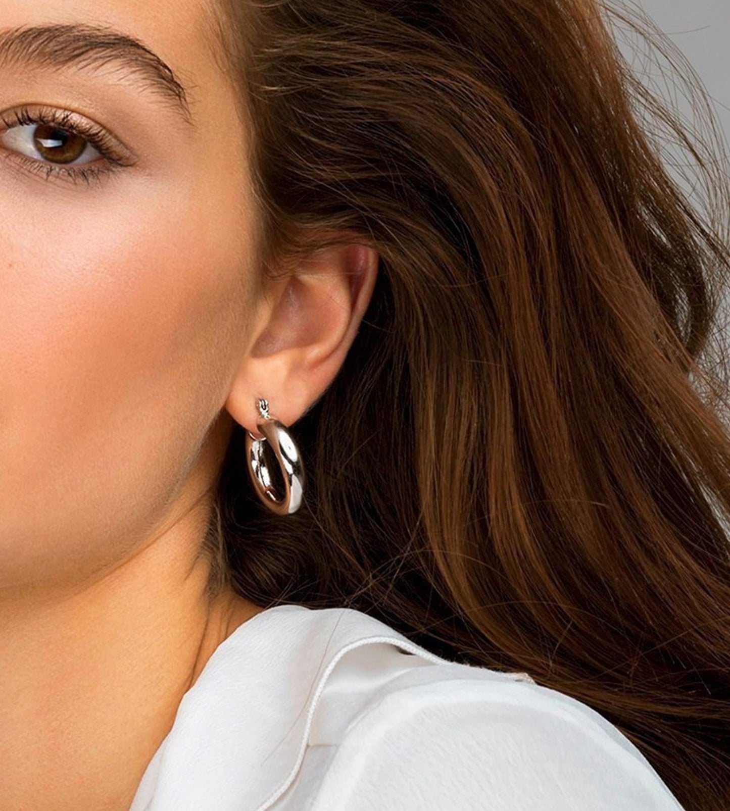 Silver Hoop Earrings Set for Women, 18 Pairs Hypoallergenic Chunky Open Pearl Hoops Earring Multipack, Silver Statement Hoop Earrings for Women Trendy Jewelry