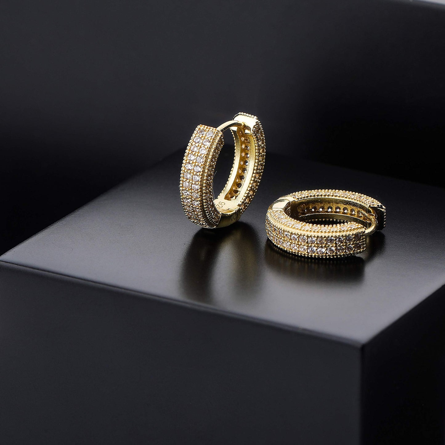 TOPGRILLZ Iced Out Hoop Earrings Cubic Zirconia Huggie Cartilage Cuff Hypoallergenic 14K Gold Plated Luxury Fashion Round Circle Earrings For Women-05Gold