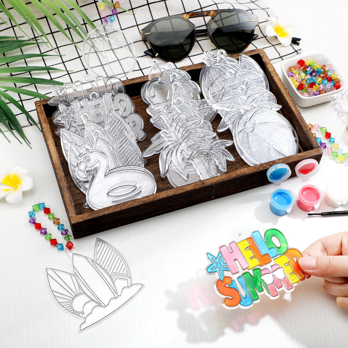 Sonwyoung 30 Sets Summer Suncatchers Craft Kits, DIY Glow in The Dark Suncatcher Kits Stained Glass Window Paint Art for Party Activities Art Craft Party Favors