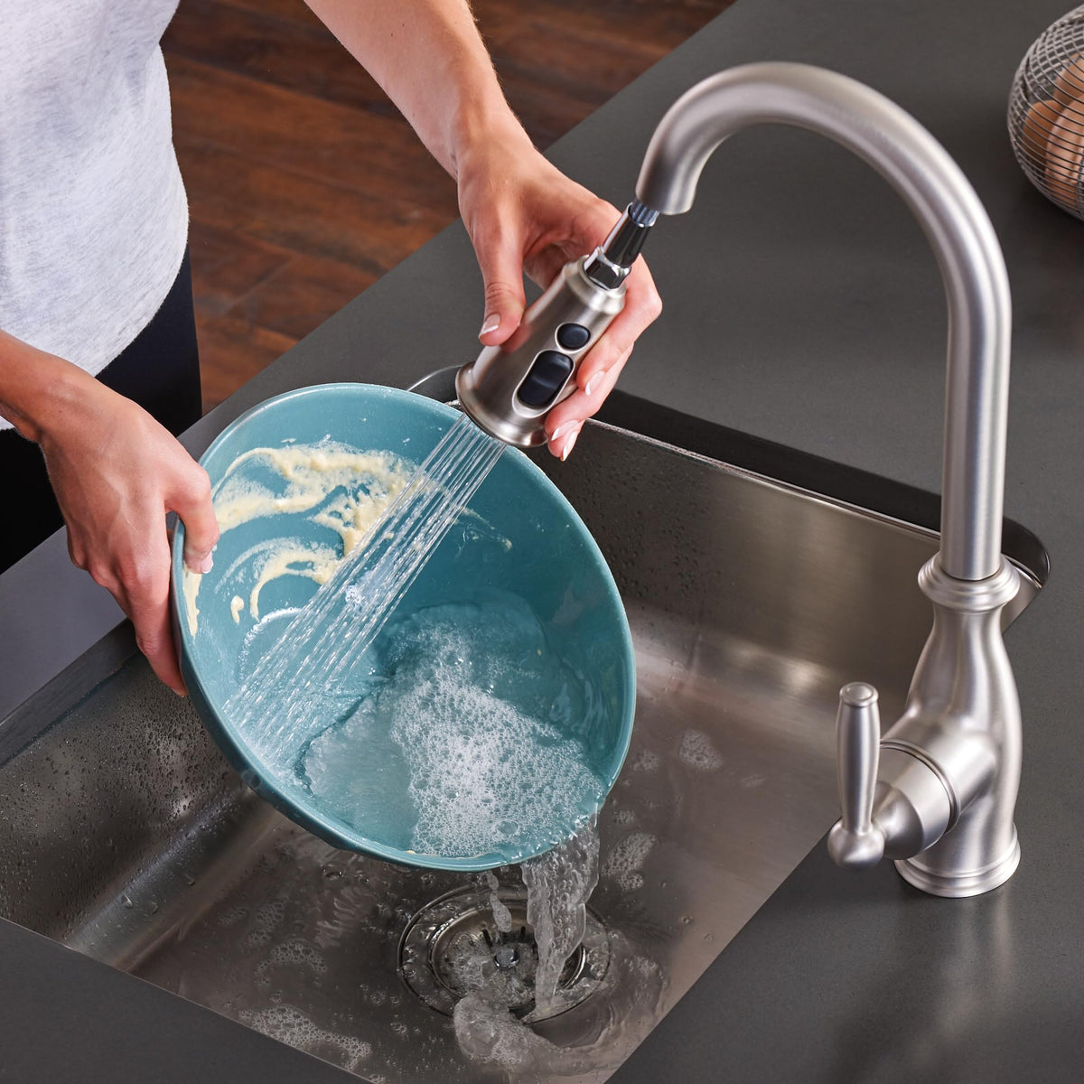 Moen Brantford Spot Resist Stainless Traditional One-Handle Kitchen Faucet with Pulldown Sprayer Featuring Power Boost and Reflex Docking System, 7185SRS