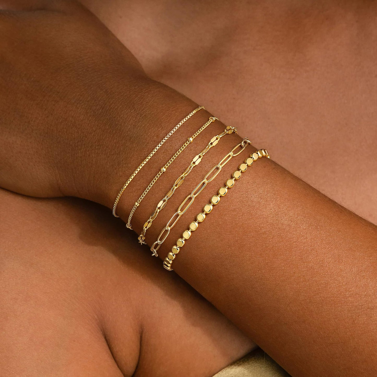 Turandoss Gold Bracelets Stack for Women, Dainty 14K Gold Plated Stackable Bracelet Set Adjustable Paperclip Satellite Box Chain Bracelet Waterproof Non Tarnish Jewelry Gifts for Women