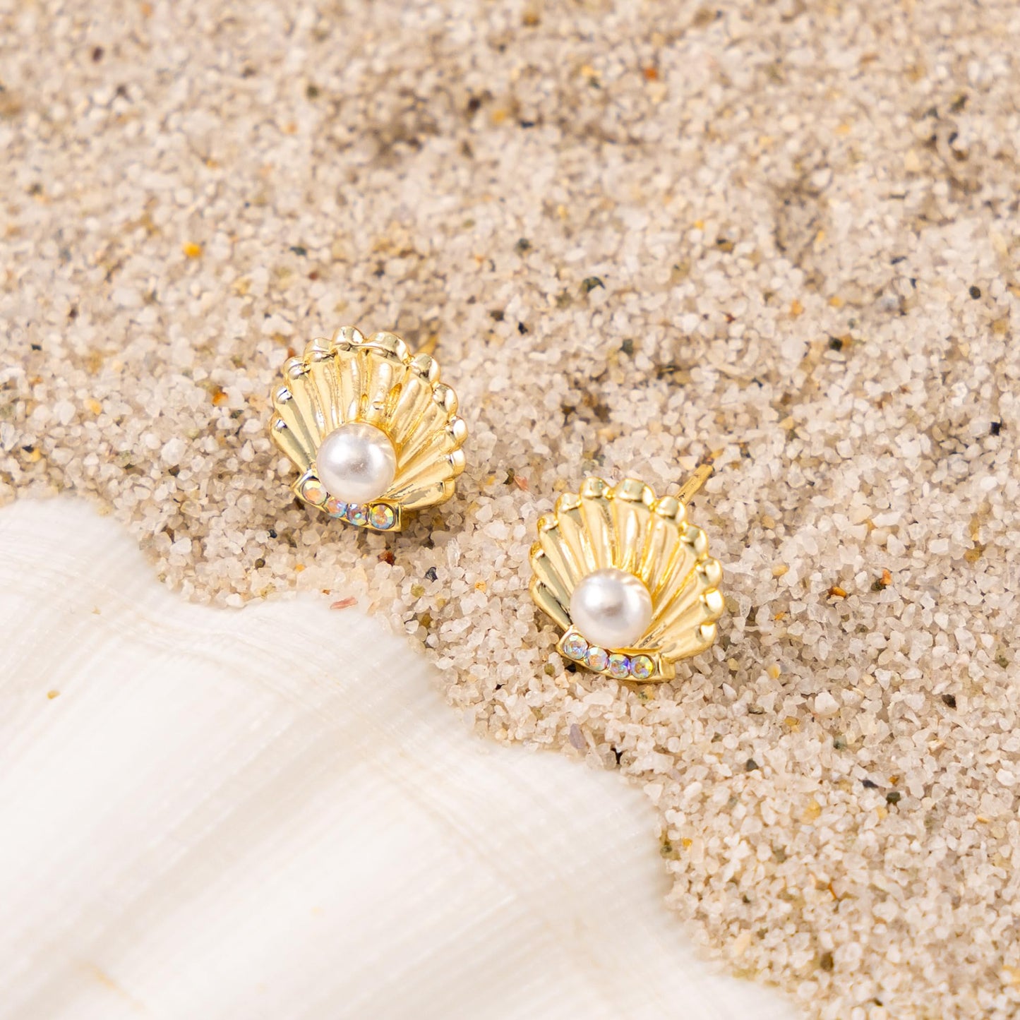 Plenky Gold Earrings for Women- 14K Gold Plated Sea Shell Pearl Earrings Summer Beach Vacation Outfits for Women Trendy Jewelry Gifts