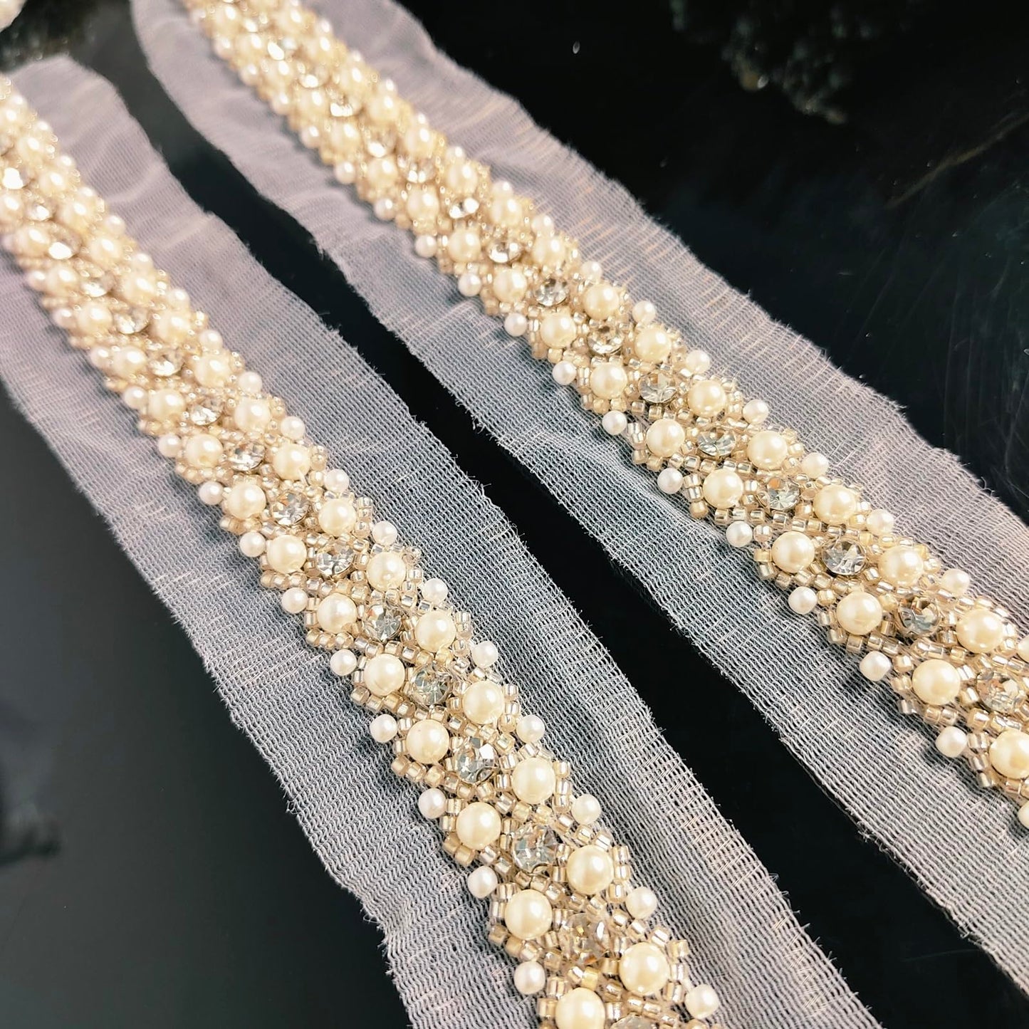 LDDGZS 2cm Woven Pearl Embroidery lace, Flash Diamond DIY Clothing Collar Sleeves Pearl Piping Decorative Strip, Dress, Fashion Clothing Decorative Accessories.(2yards) (White)