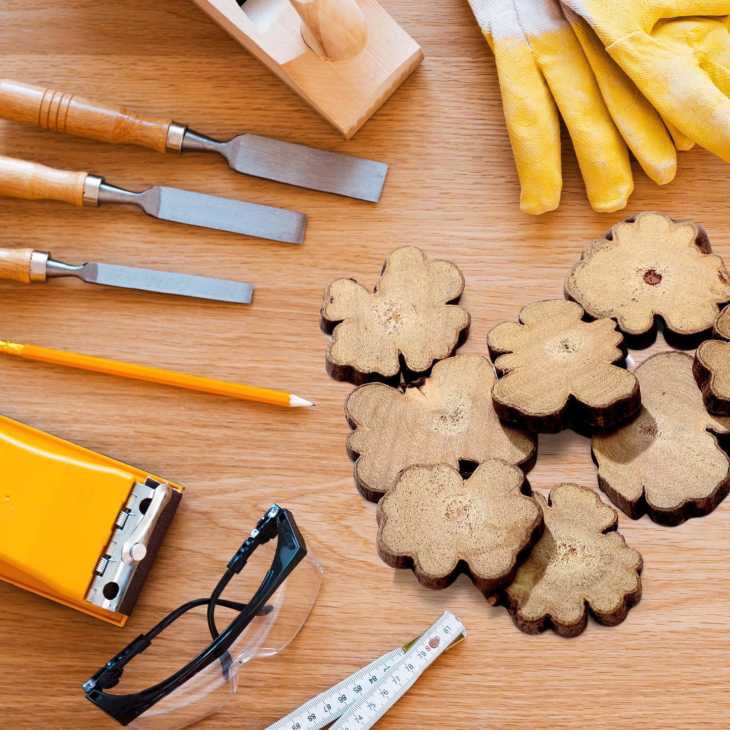 Gerrii 90 Pcs Irregular Wood Slices Log Slices for Centerpieces Small Unfinished Wood Craft Natural Tree Decoration for Table DIY Craft Art Christmas Ornament Engraving Cup Coaster Home Decor