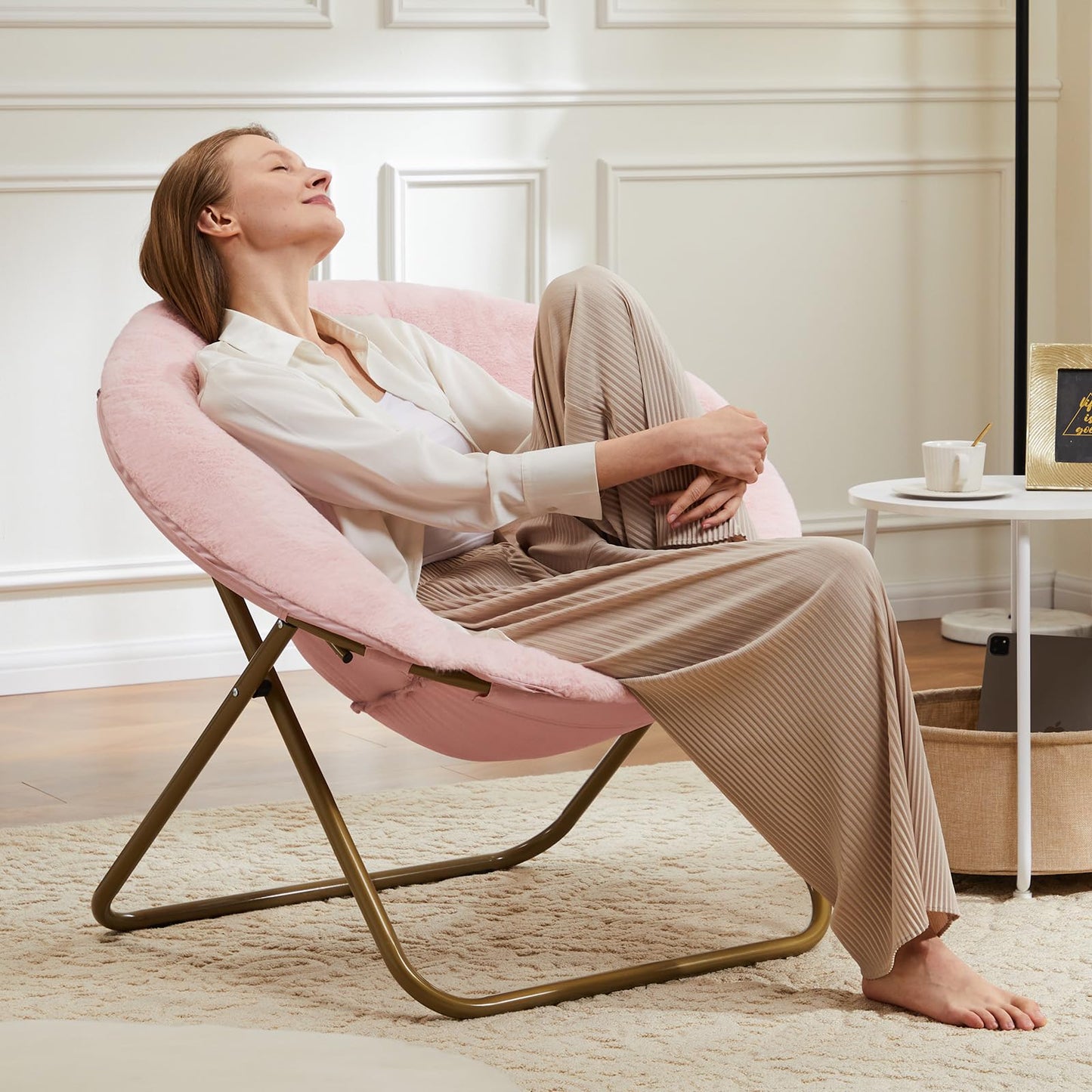 DUMOS Comfy Saucer Chair, Faux Fur Lounge Seasting XL Circle Chair for Bedroom, Dorm & Gaming, Foldable Fashion Accent Seat for Small Spaces, Folding Moon/Mushroom/Round Oversized Style