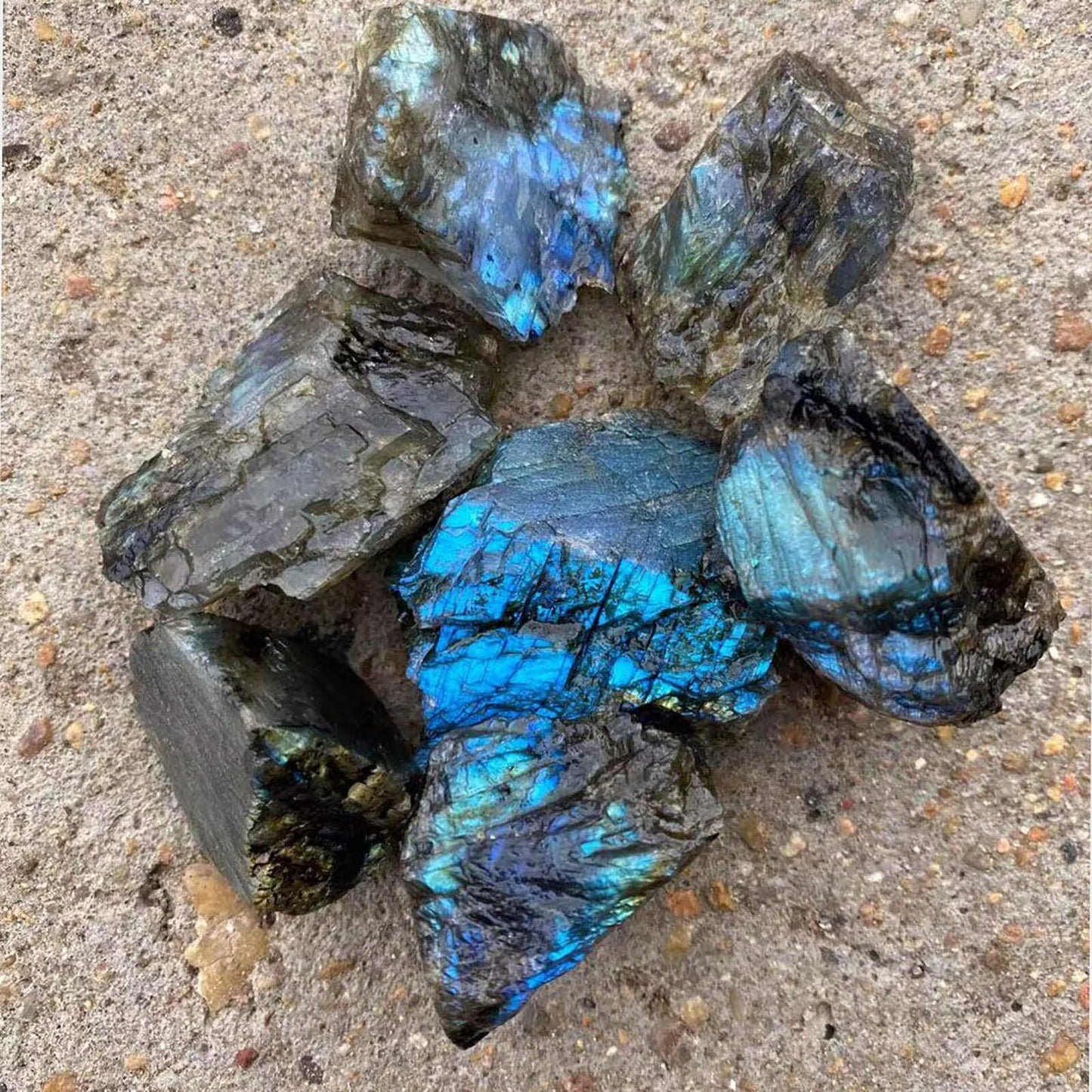 FZBHRO Raw Labradorite Stone Blue Rough Labradorite Rock Healing Crystal and Stone for Tumbling Meditation 0.6-0.8 Pound