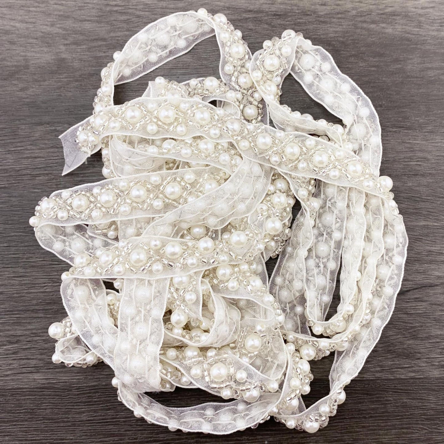 BETITETO 3Yards Pearl Beaded Trim Lace Ribbon Trimming Edge Embellishments for Sewing Bridal Dress Party Clothes Wedding Decoration Fabric Crafts DIY (Ivory Ribbon)