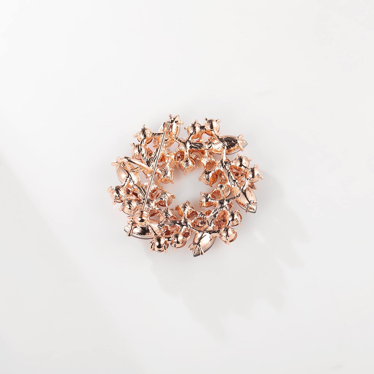 AILONMEI Elegant Pearl Flower Designer Brooch Pins Broches Costume Jewelry For Women Fashion Christmas Gift (Colorful Wreath)