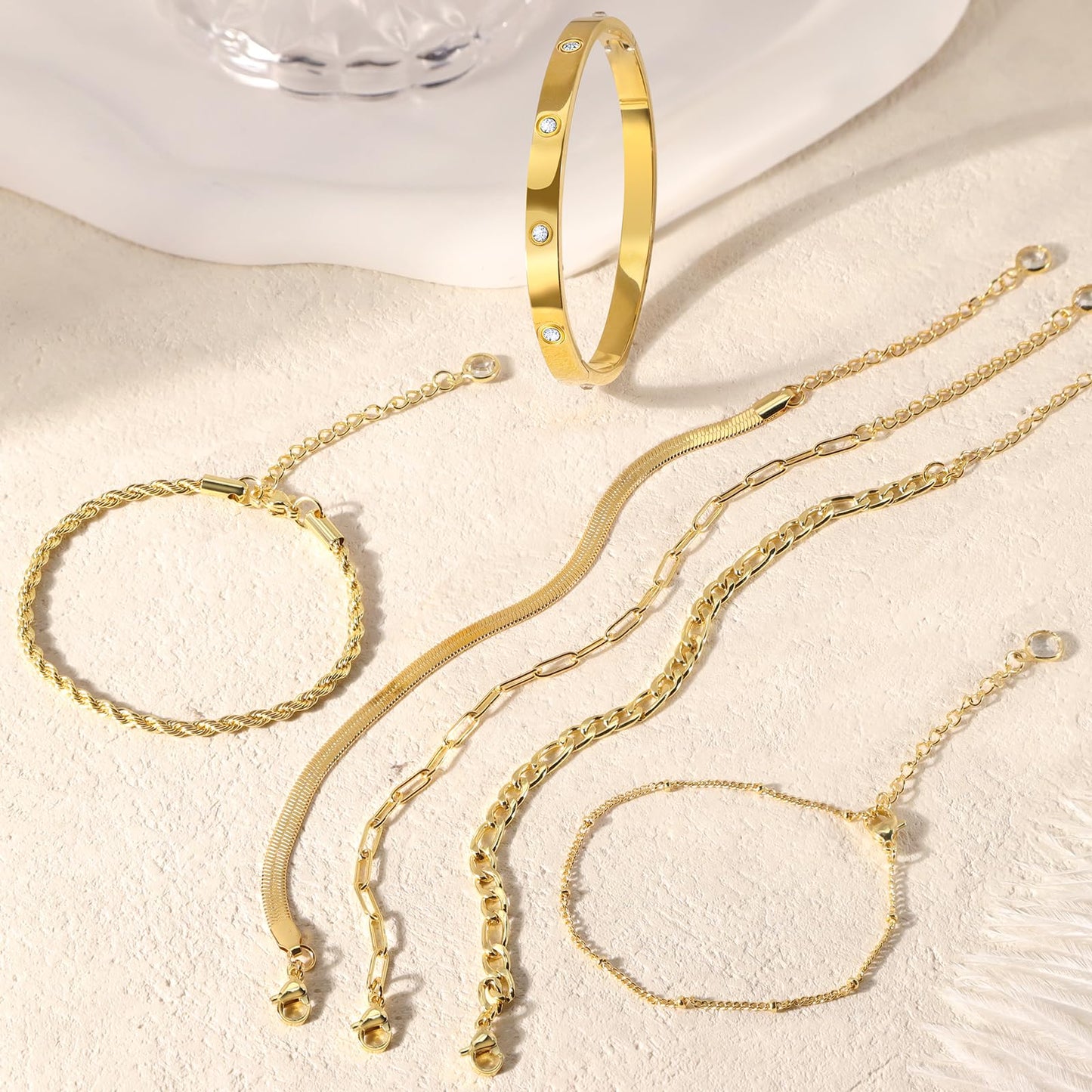 MOINSPIRE Gold Bracelets for Women Non Tarnish, Dainty 18K Gold Plated Bracelets Stack Trendy Waterproof Stackable Bangles, Cuban Link Paperclip Chain Jewelry Set Fashion Accessories Gifts for Women