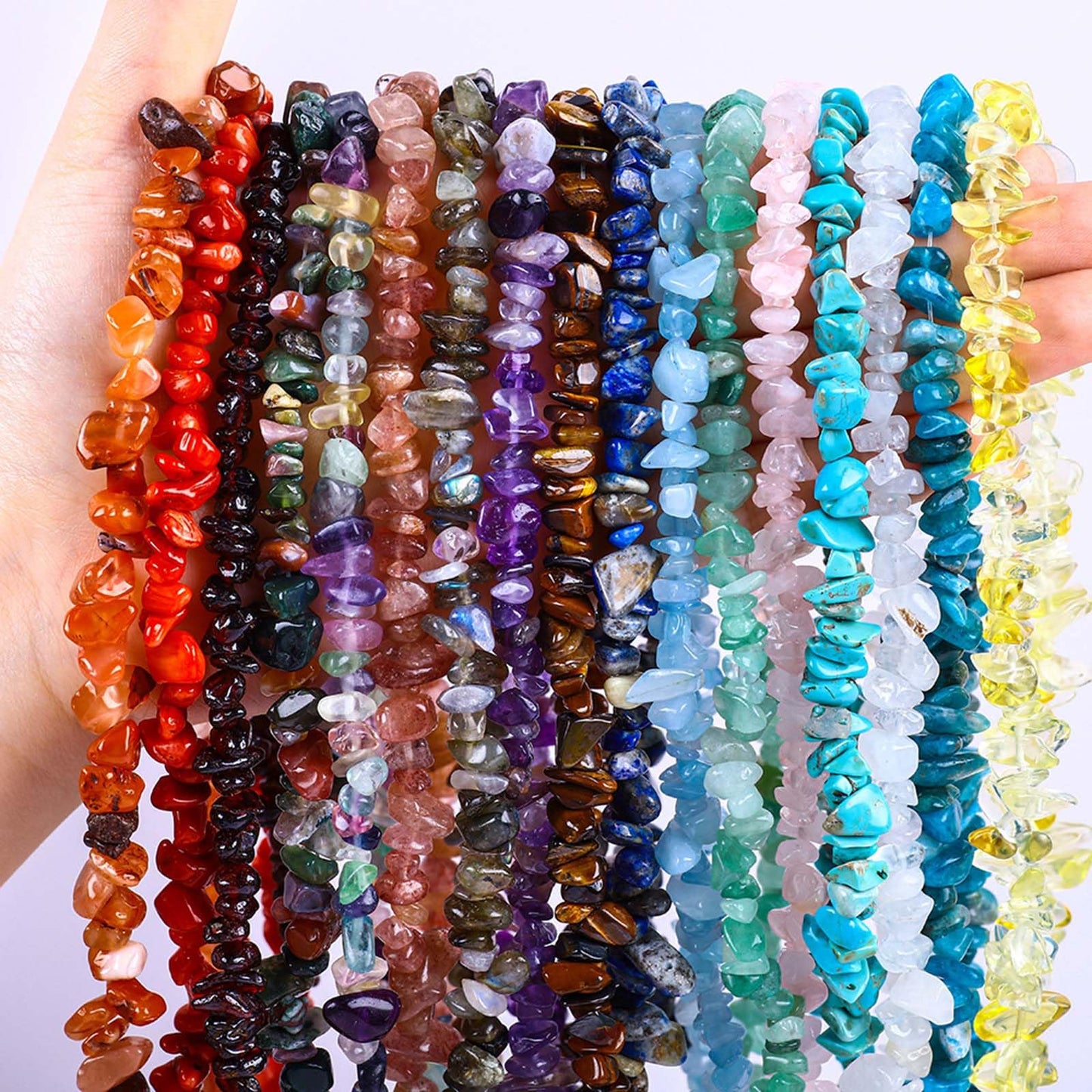 200pcs Natural Chip Stone Beads Gemstone Healing Crystal Loose Rocks Bead Irregular Glass Seed Charm Beads Drilled DIY for Jewelry Bracelet Necklace Earrings Making Crafting Supplies (White, 5-8mm)
