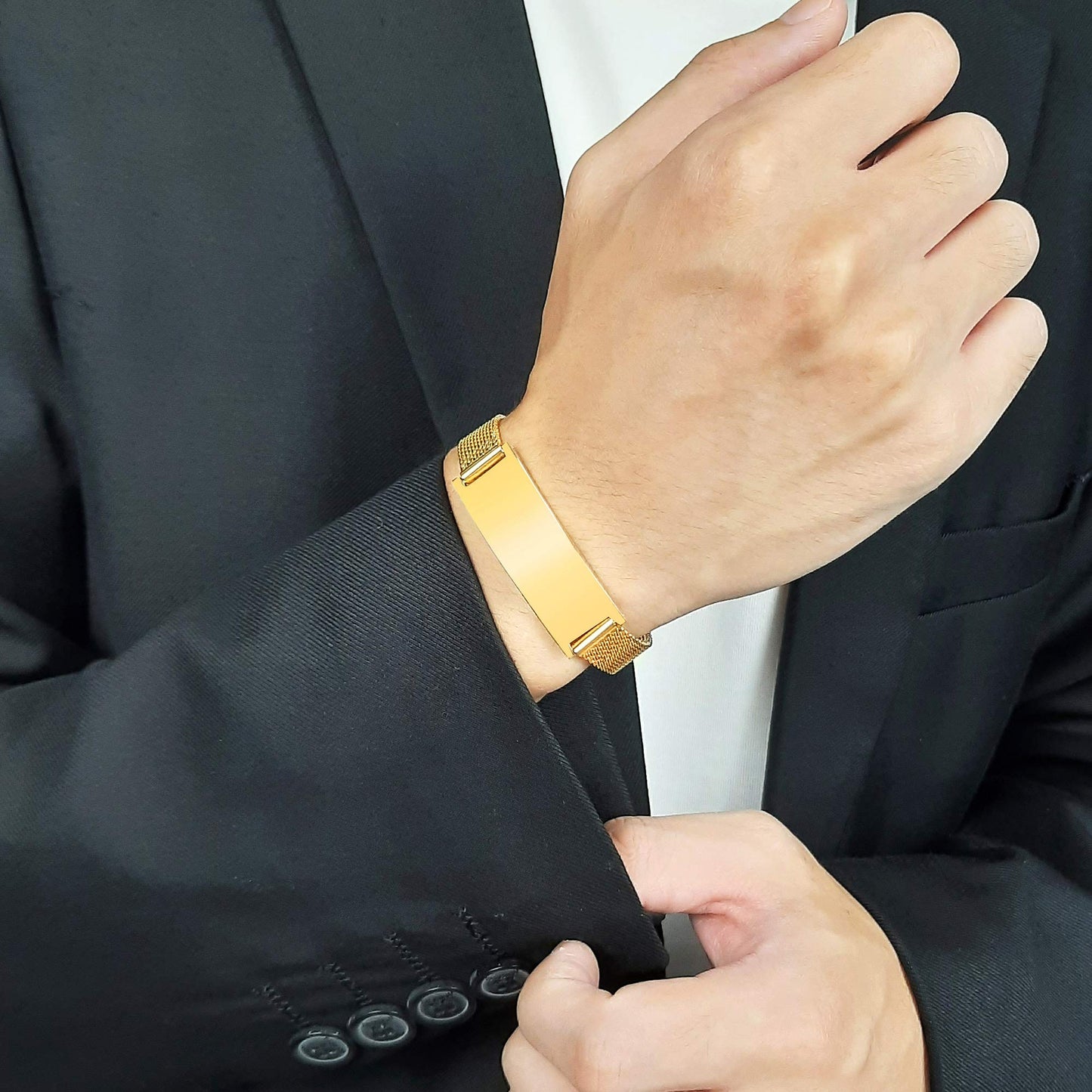VNOX Medical Alert Bracelets for Men & Women with Custom Engraving Adjustable Stainless Steel Mesh Emergency Medical ID Bracelets Wristband,Gold Plated