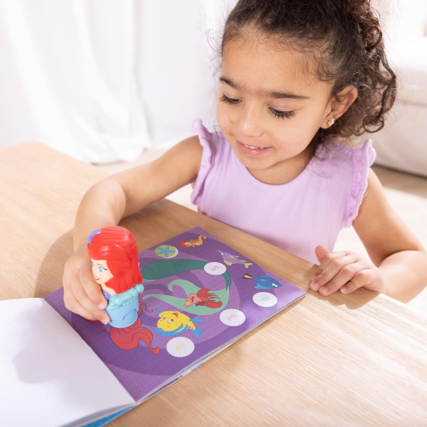 Melissa & Doug Sticker Wow!™ 24-Page Activity Pad and Sticker Stamper, 300 Stickers, Arts and Crafts Fidget Toy Collectible Character – Disney Princess Ariel - for Kids Ages 3+ - FSC Certified